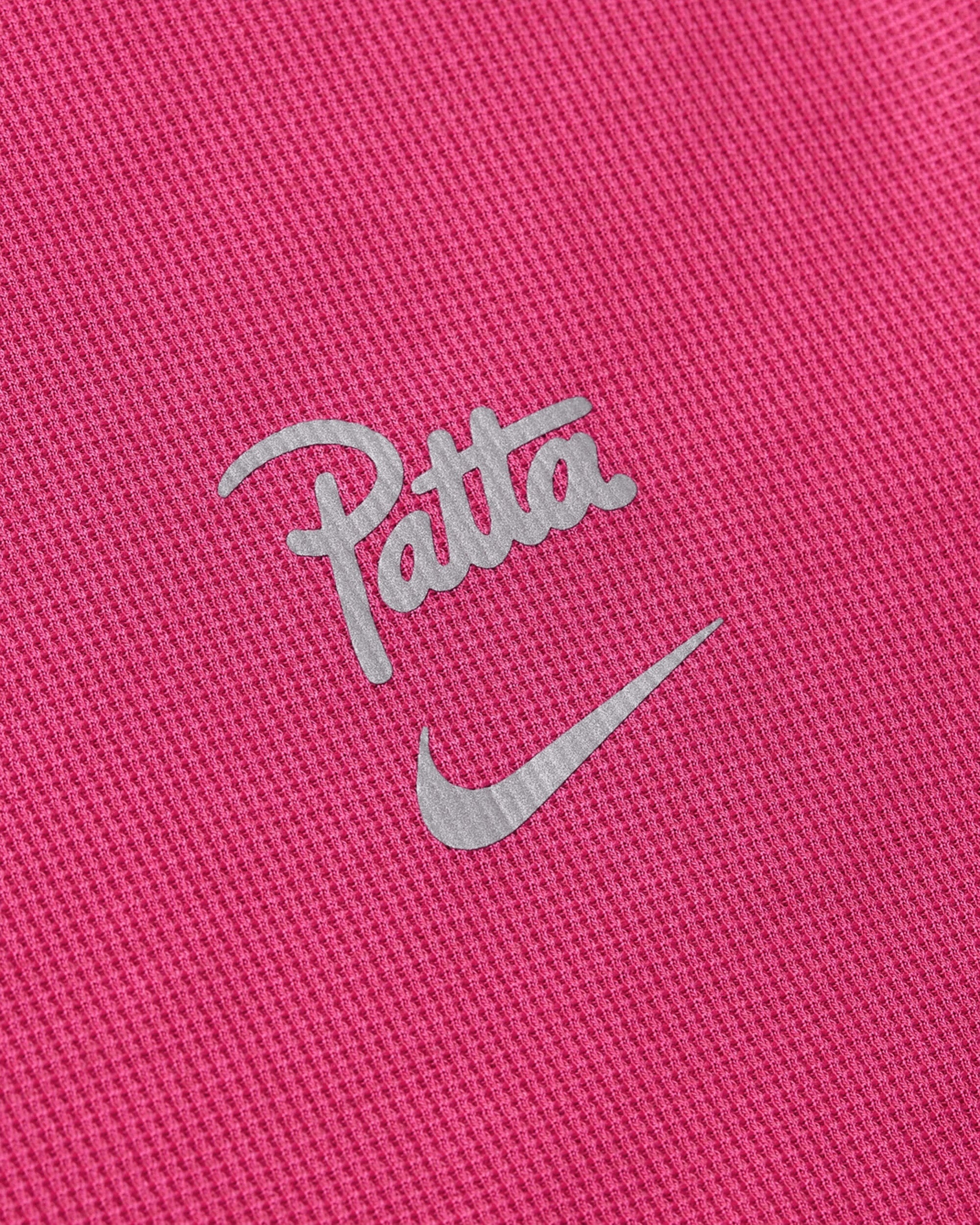 Nike Patta Running Team T-Shirt Fireberry slamjam REVERSIBLE