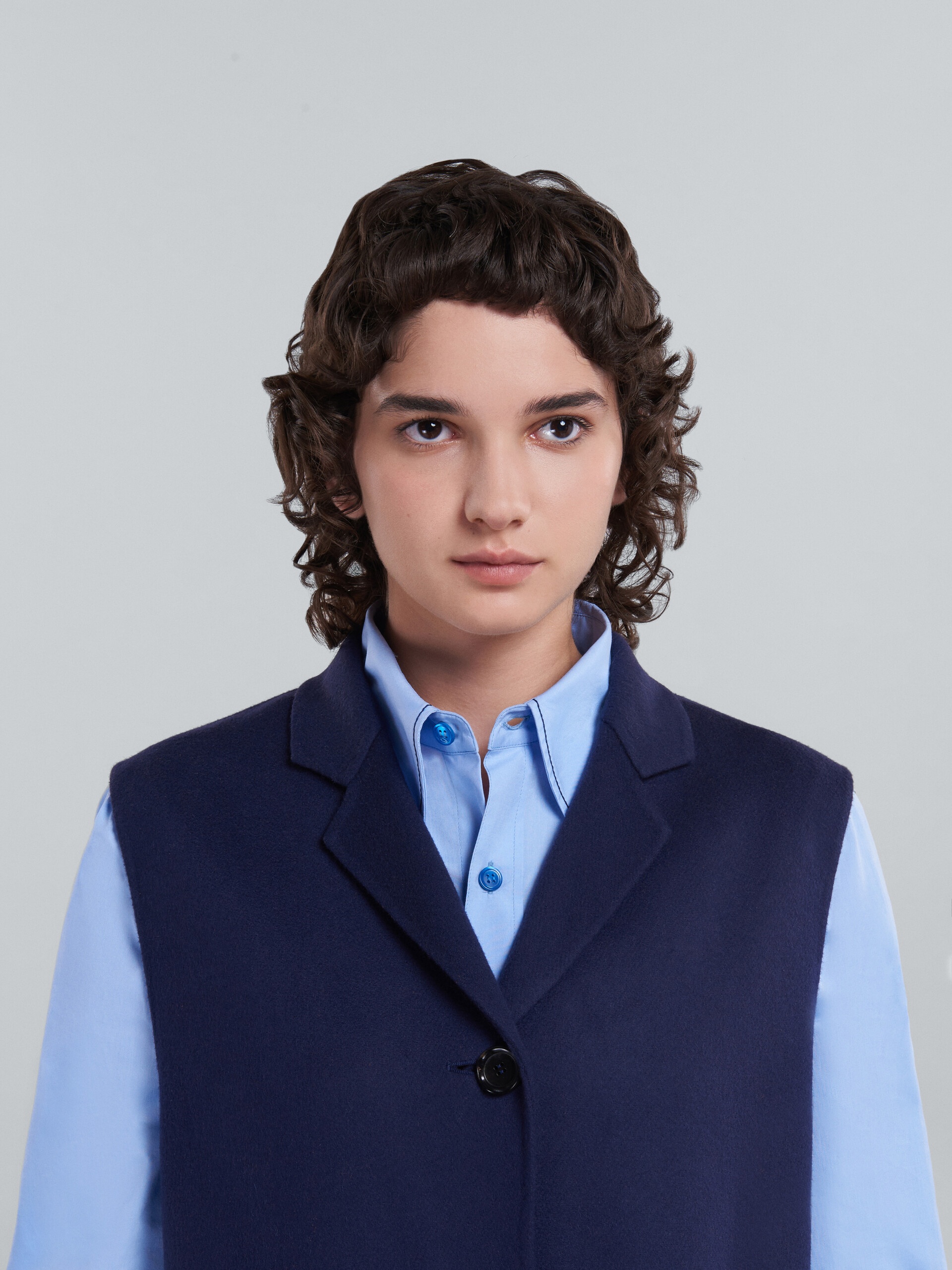 LONG BLUE VEST IN WOOL AND CASHMERE - 4
