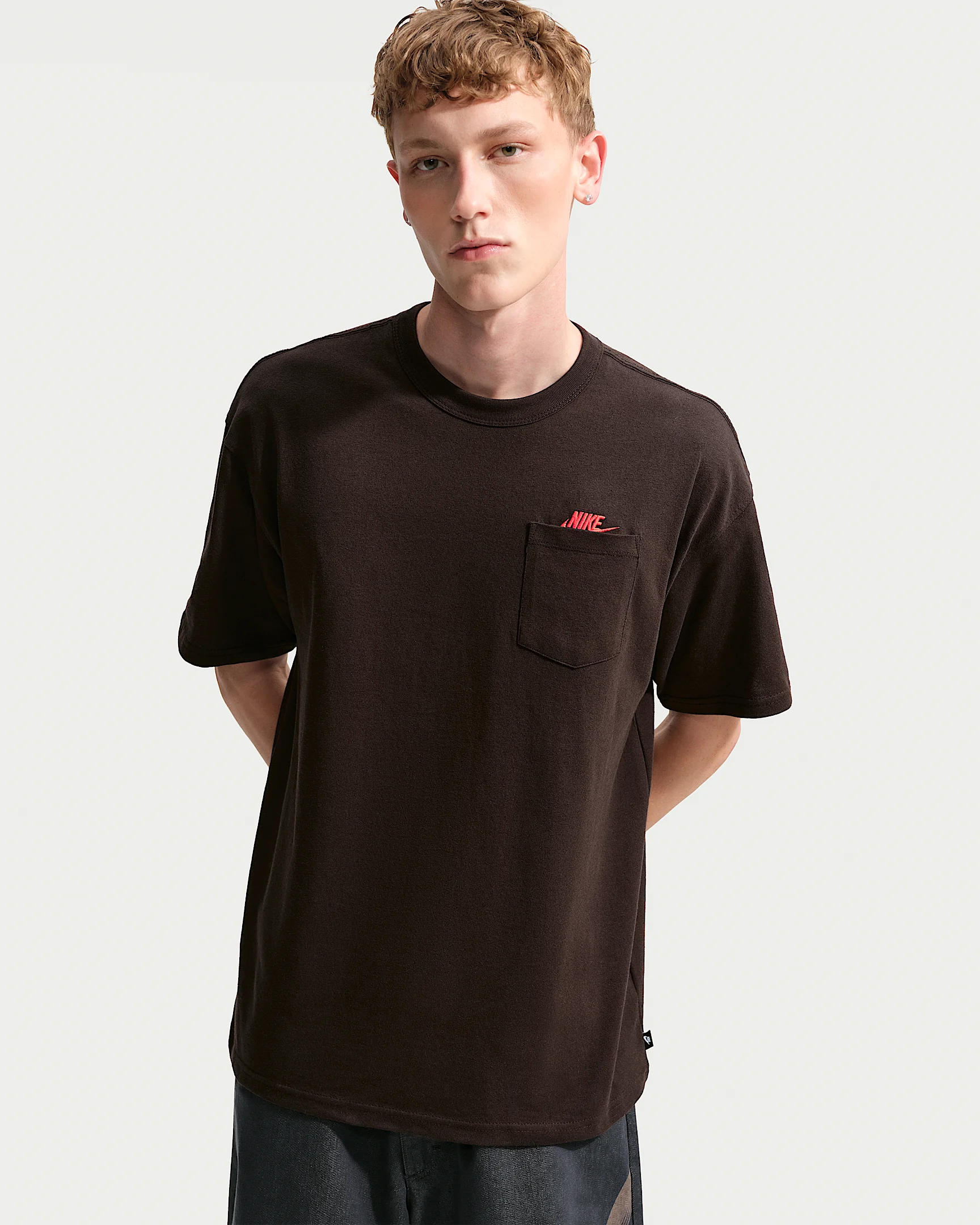 Nike Sportswear Premium Essentials Men's T-Shirt - 1