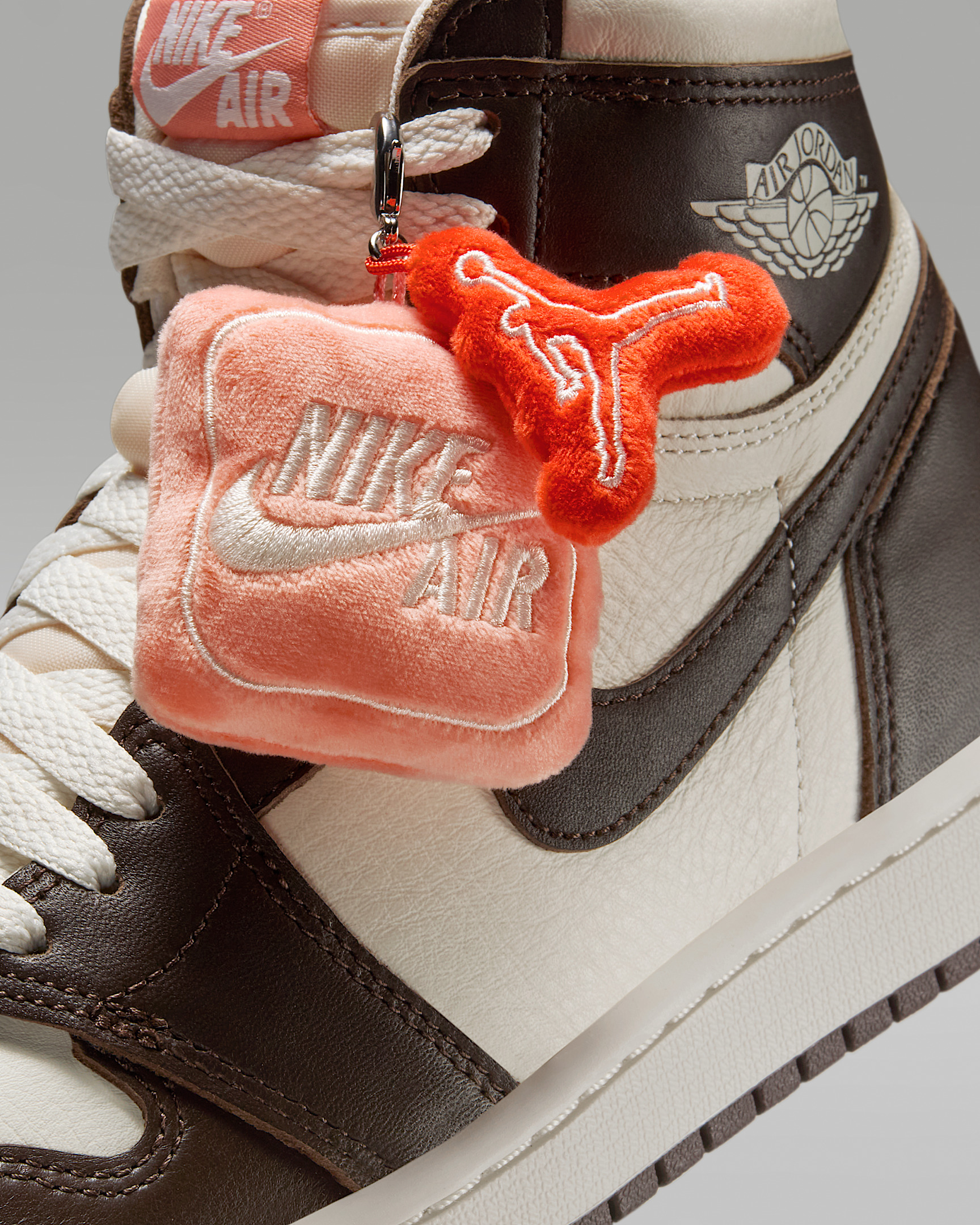 Air Jordan 1 Retro High OG "Baroque Brown and Sail" Women's Shoes - 9