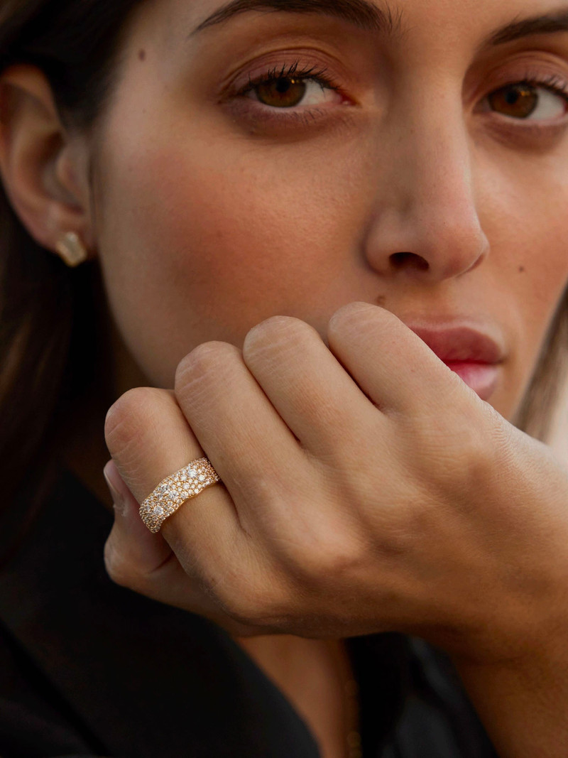 BROCHU WALKER Golden Waves Pavé Diamond Band Ring outlook