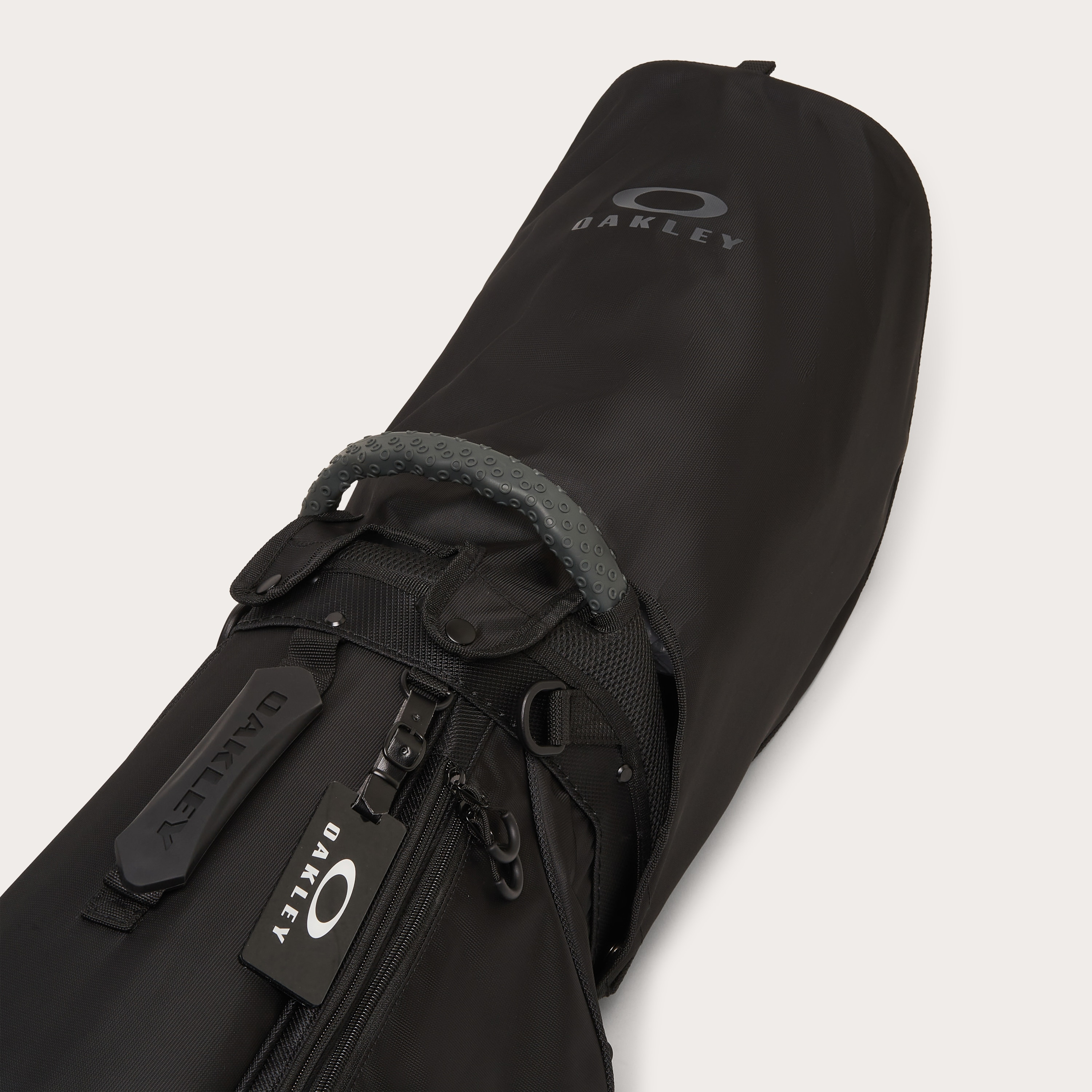 Oakley Stand 18.0 - 4