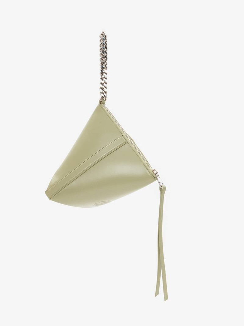 The Curve Pouch in Sage 4