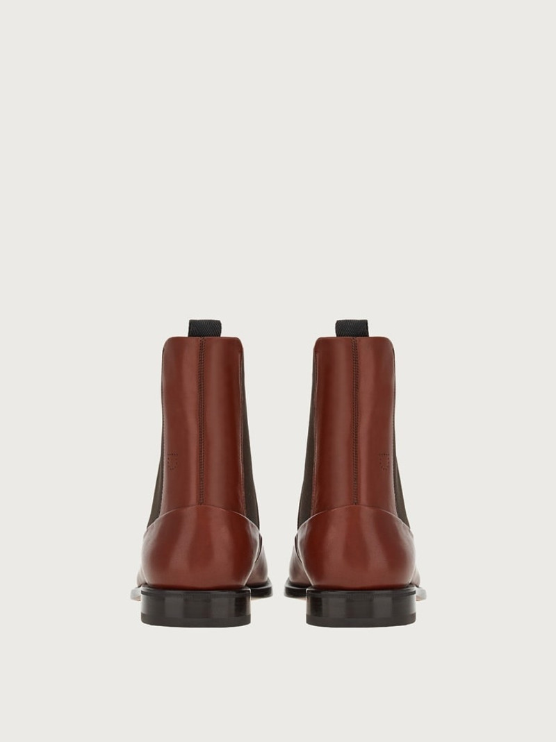 FERRAGAMO CHELSEA BOOT outlook