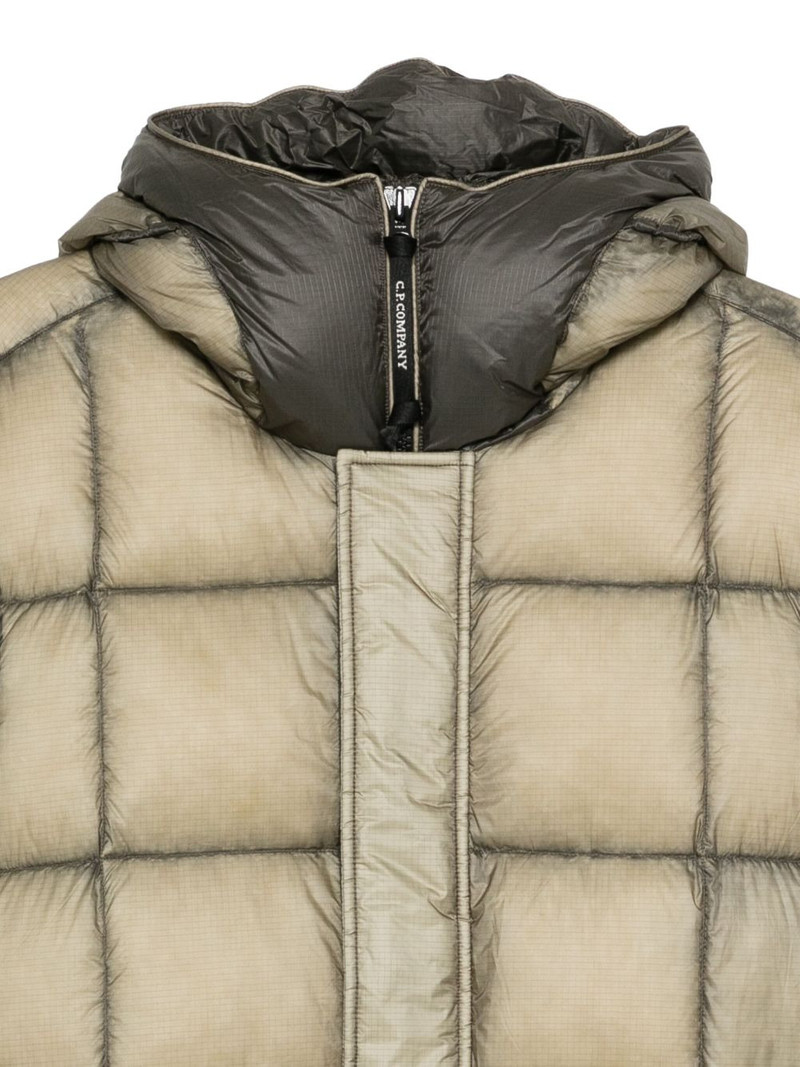 quilted hooded jacket 3