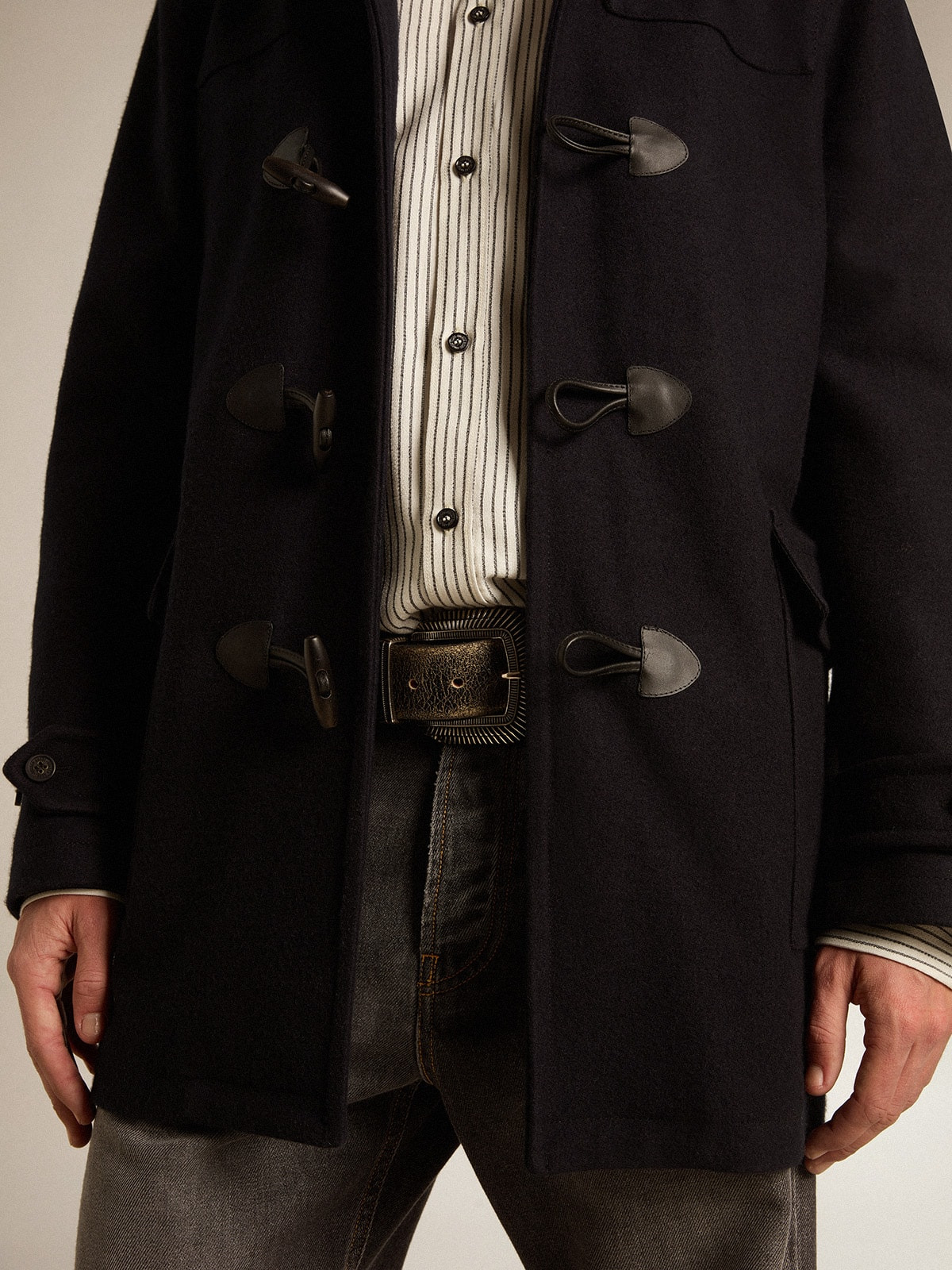 Dark blue wool duffle coat with hood and toggle fastening - 5