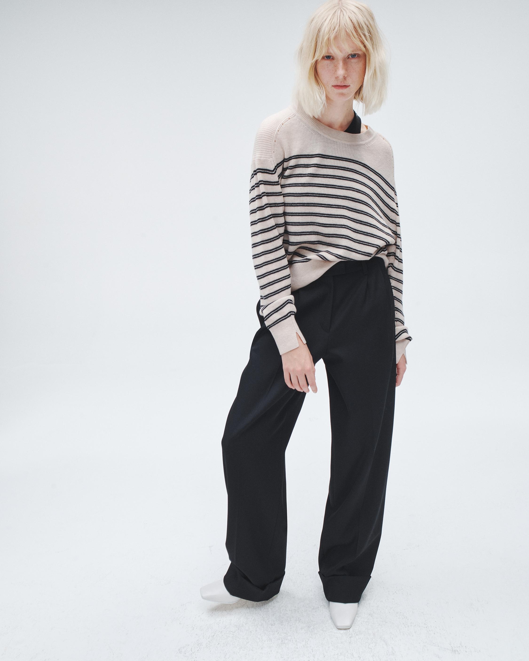 Bree Wool Crew
Relaxed Fit - 3