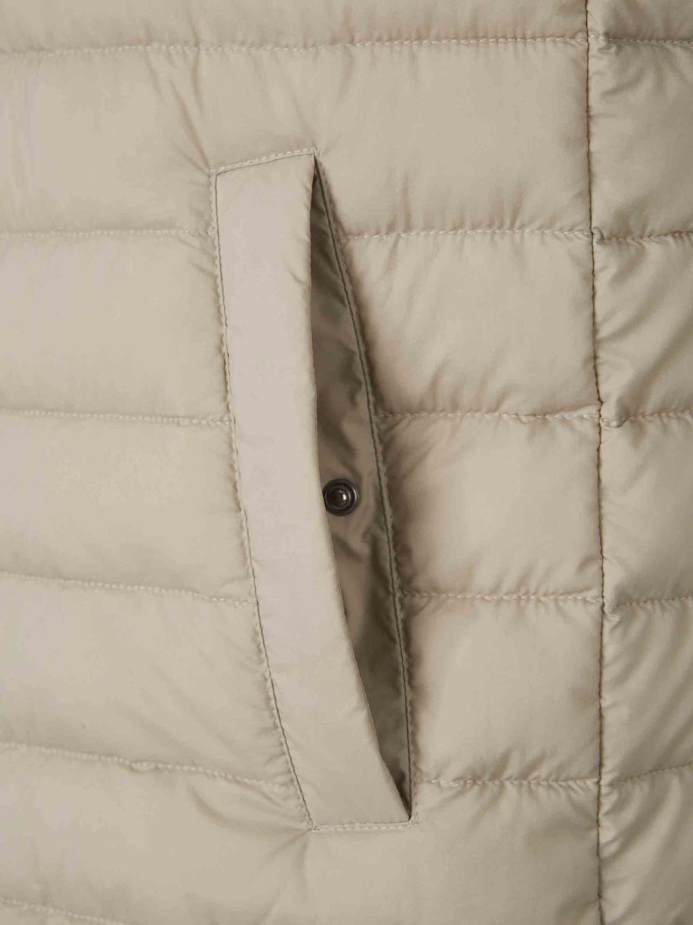 quilted high-neck vest - 4