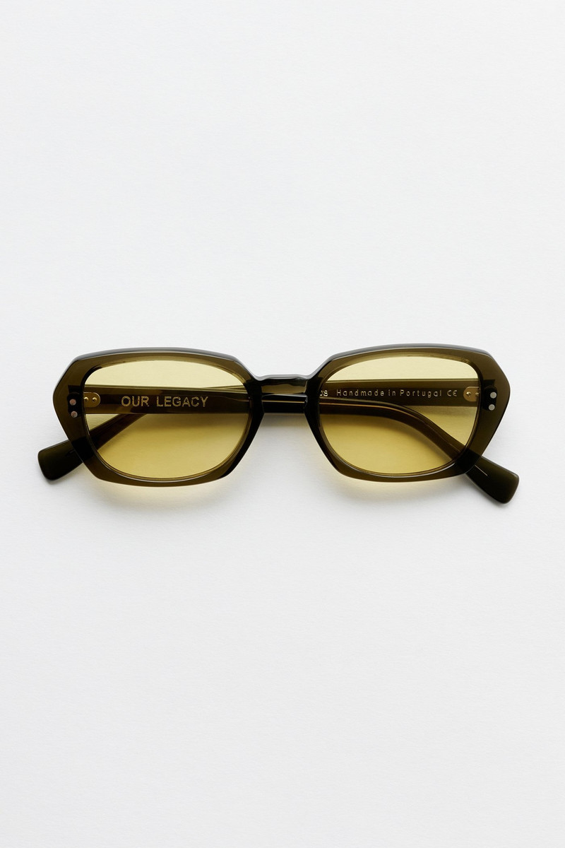 Earth Vaporized Reptile 1