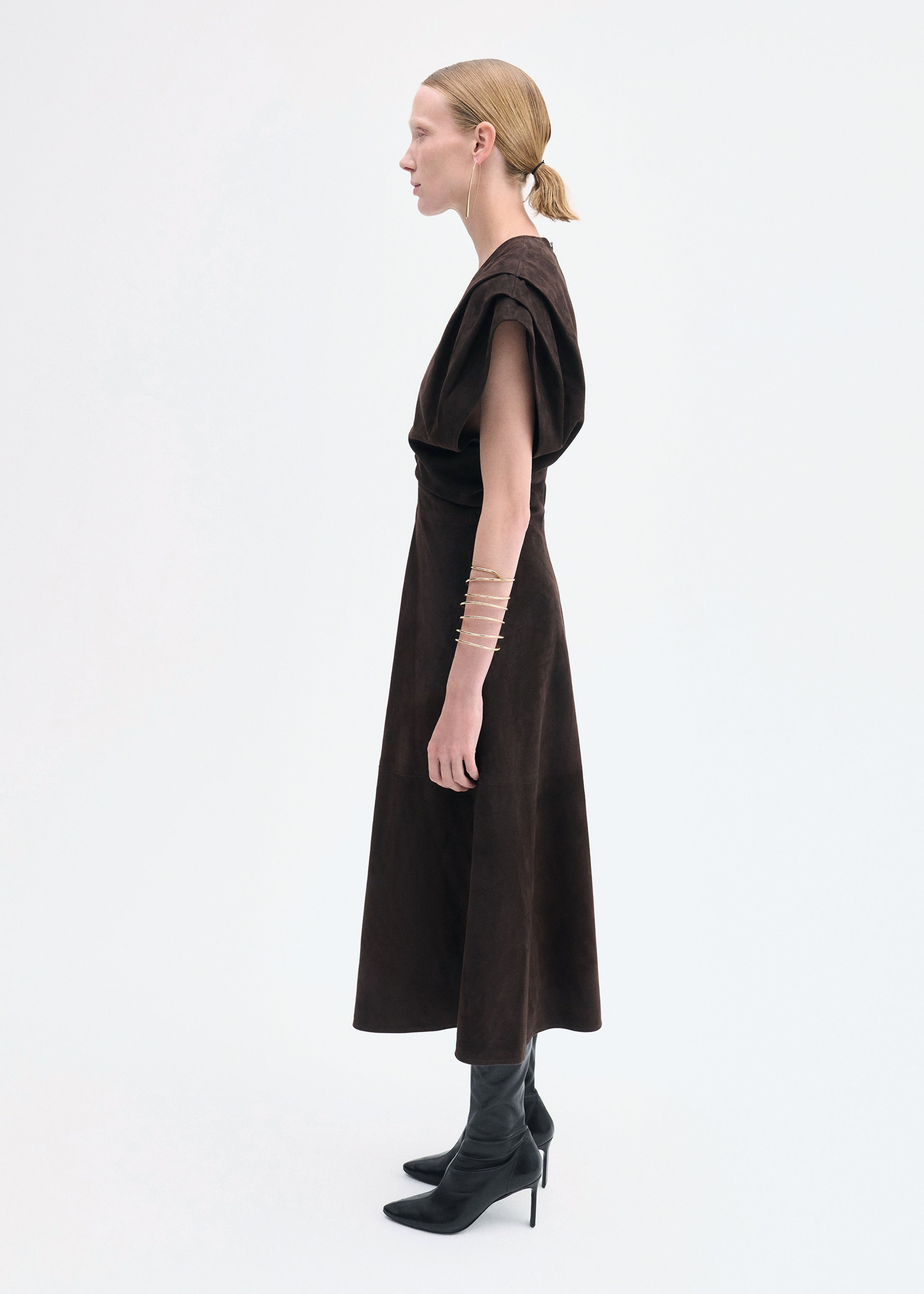 Sculpted Midi Dress in Suede - 3