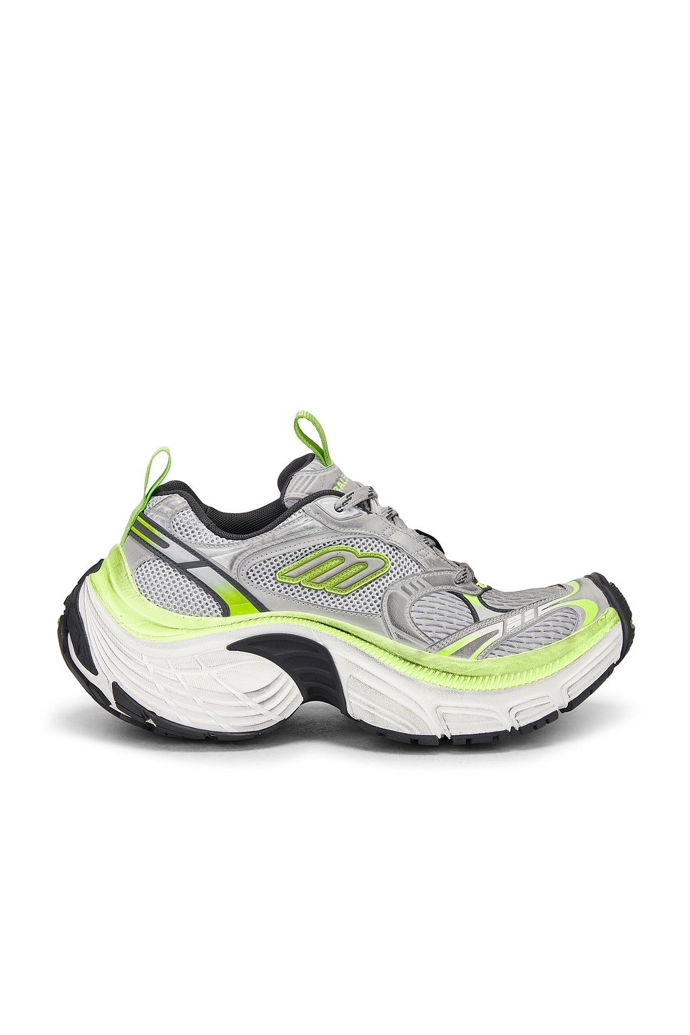 10xl sneaker