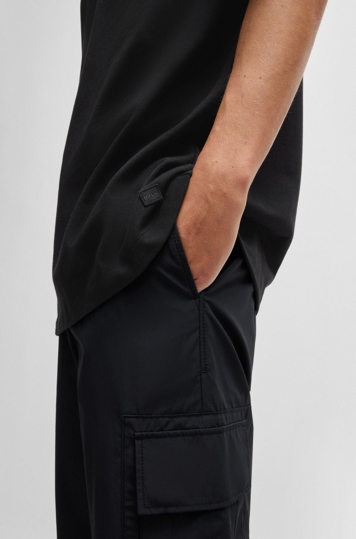 OVERSIZE-FIT ALL-GENDER T-SHIRT IN COTTON WITH LOGO LABEL - 3