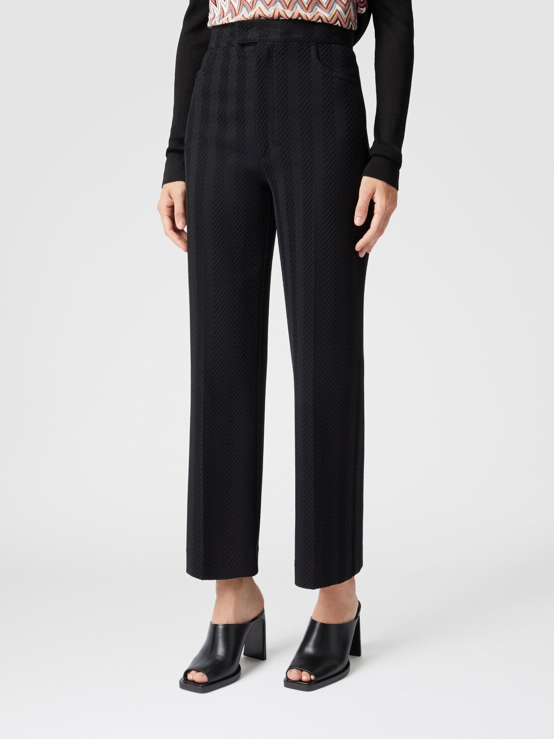 Classic trousers in cotton and zigzag viscose with cropped hem - 4
