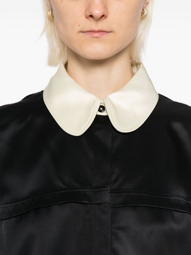 contrast-color shirt 5