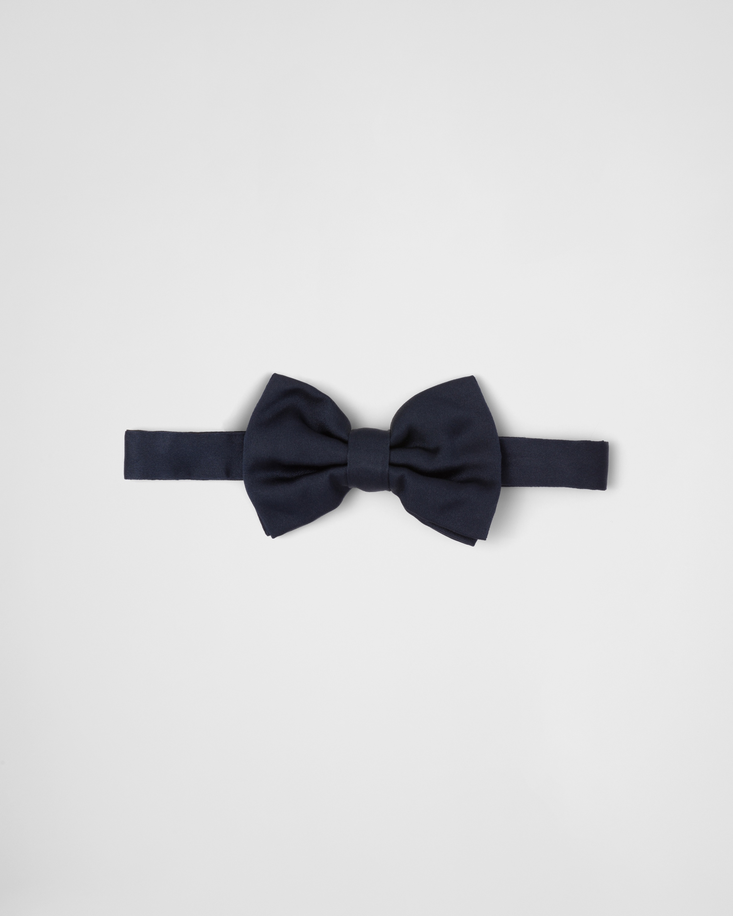 Satin bow-tie - 1