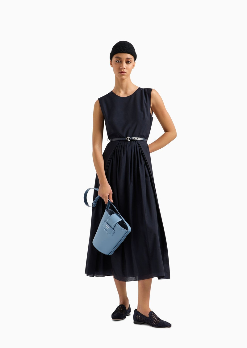 Leather bucket shoulder bag with Icon strap 6