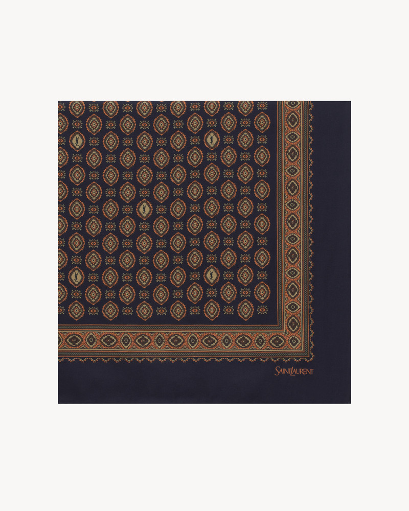 SQUARE SCARF IN MEDALLION SILK TWILL 1