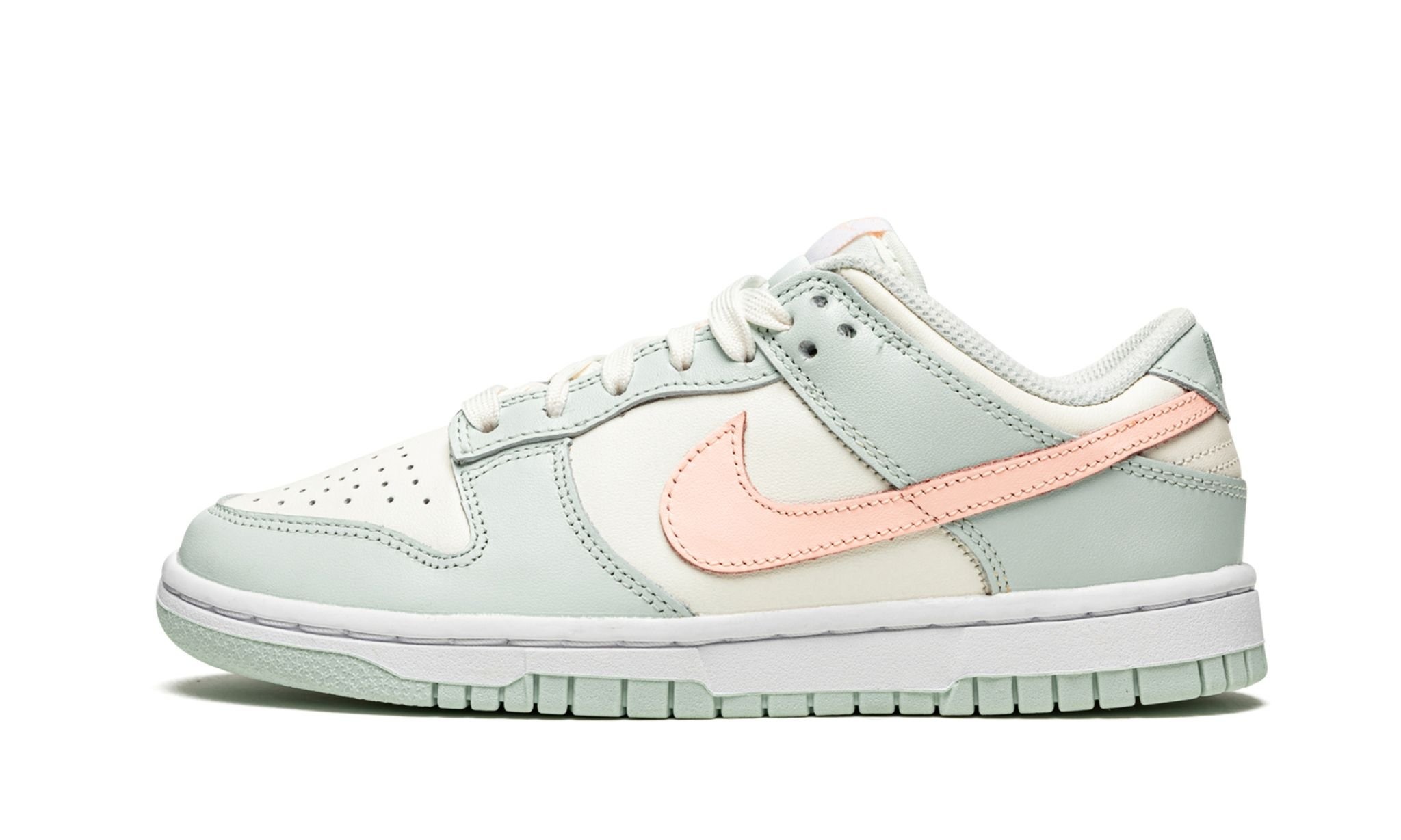 Dunk Low WMNS "Barely Green" - 1