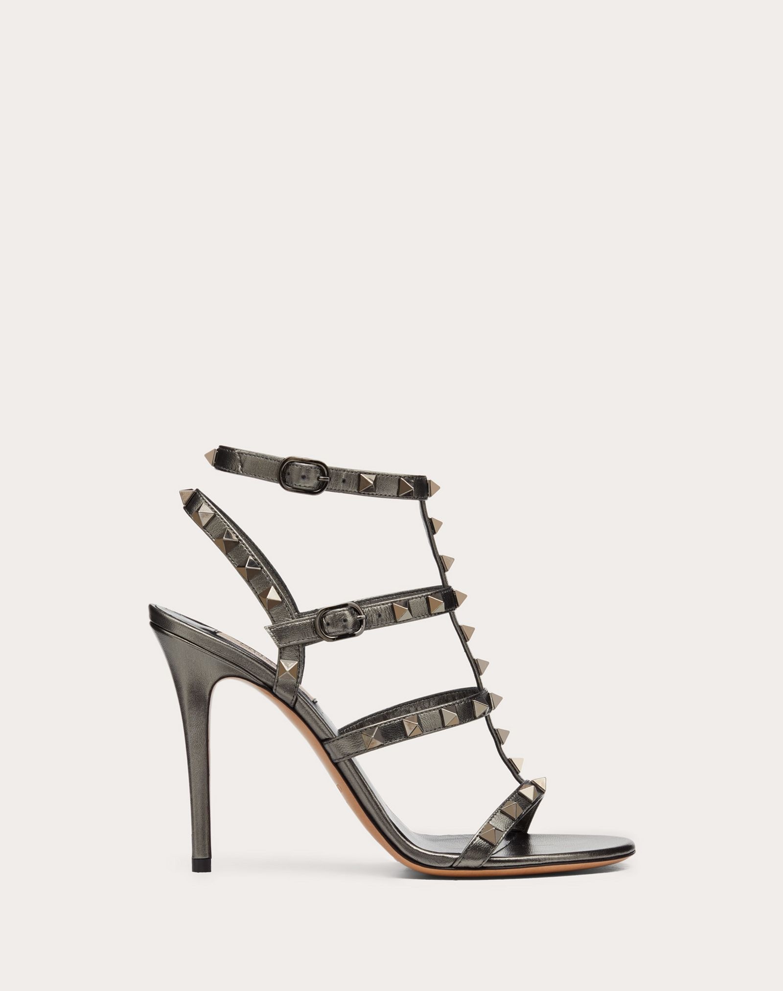 Rockstud Metallic Calfskin Leather Ankle Strap Sandal 100 mm - 1