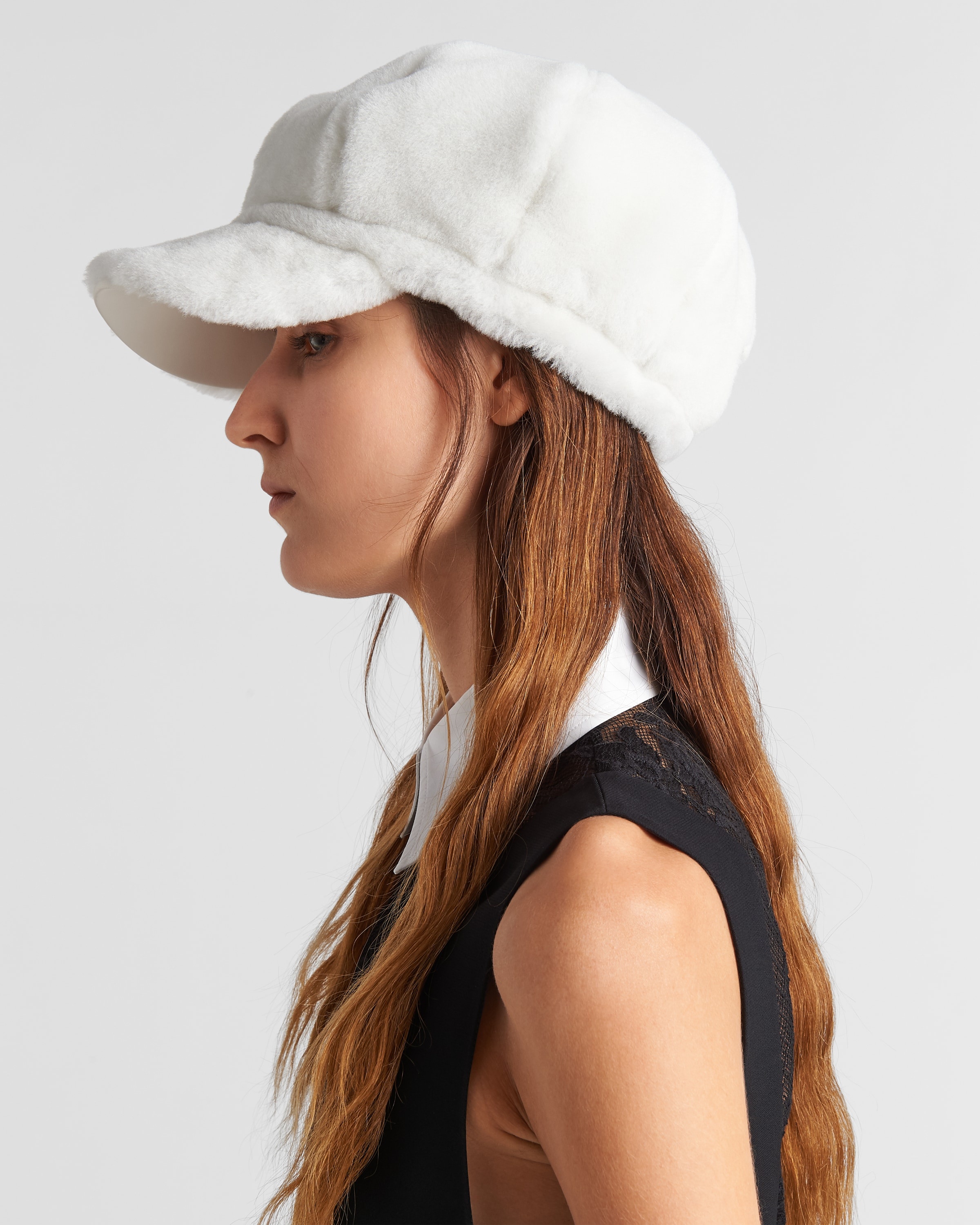 Shearling newsboy cap - 2