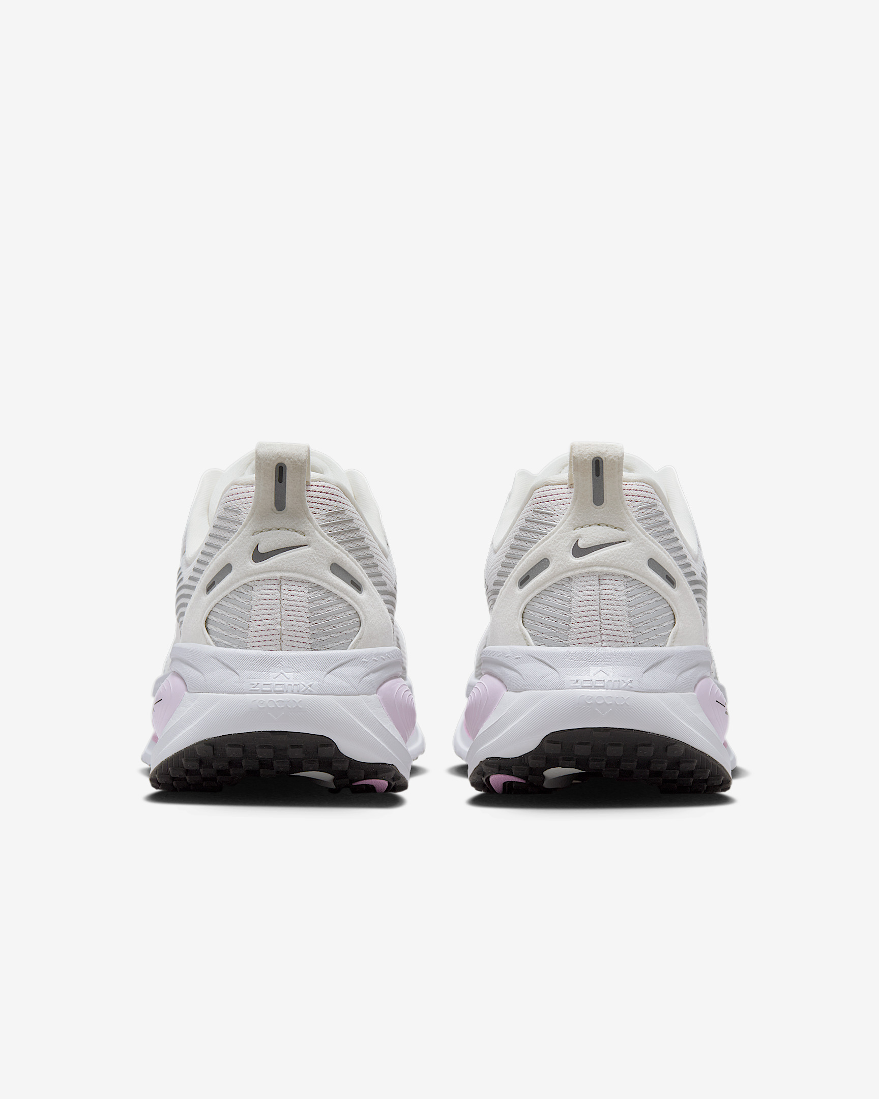 Nike Vomero 18 Women's Road Running Shoes - 6