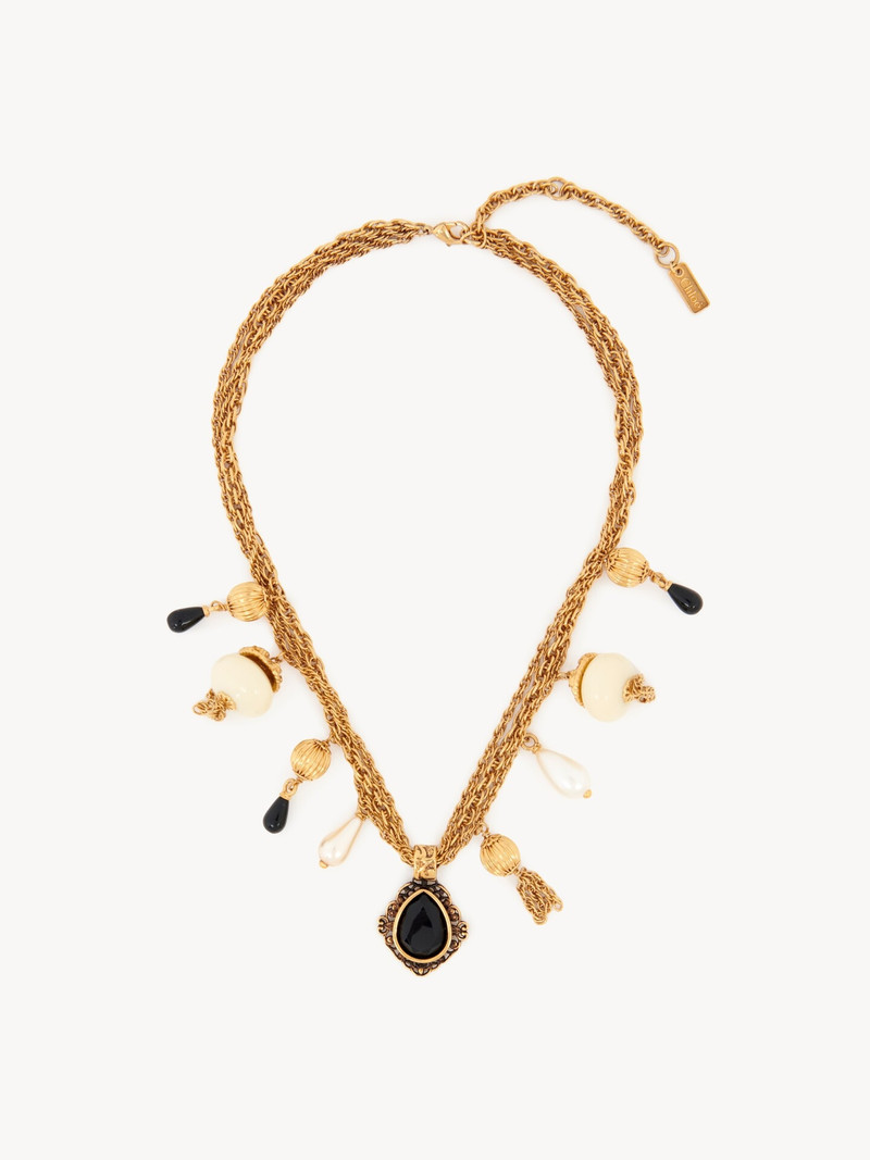 THE CHLOÉ ANTIQUE PEARLS NECKLACE 1