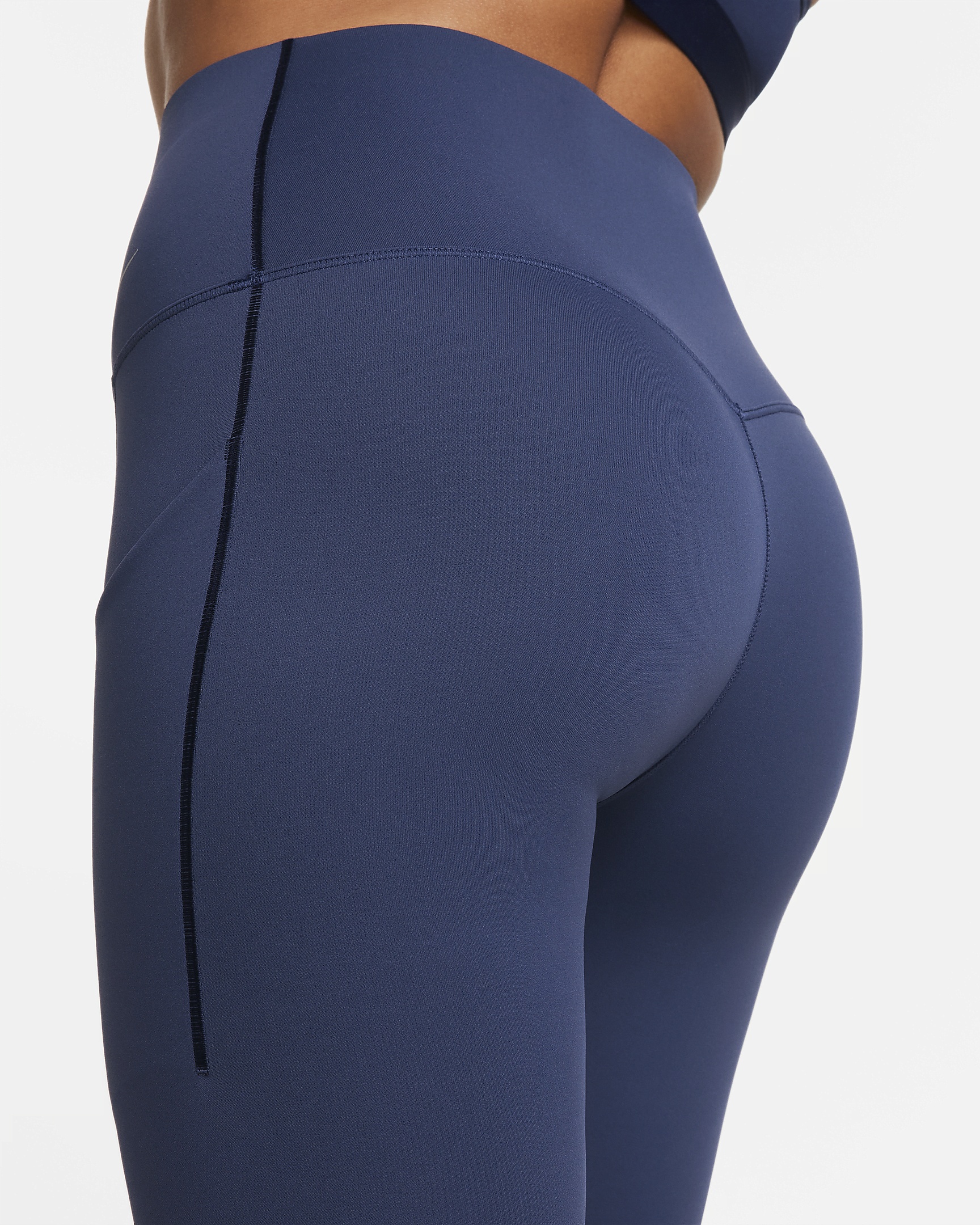 Nike Women's Universa Medium-Support High-Waisted Full-Length Leggings with Pockets - 6