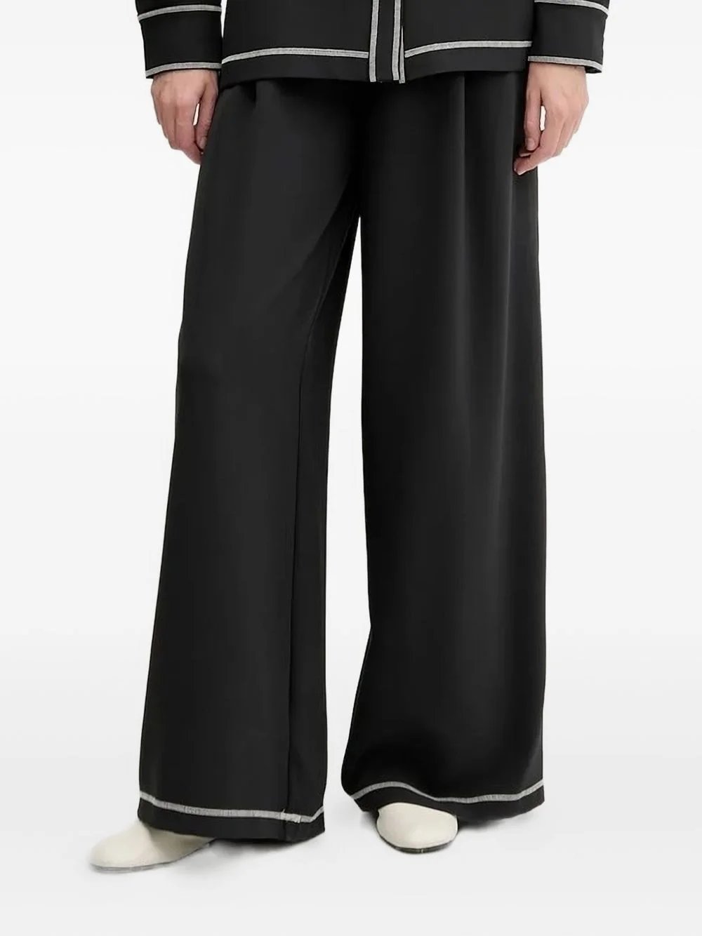 contrast-stitch wide-leg trousers - 1