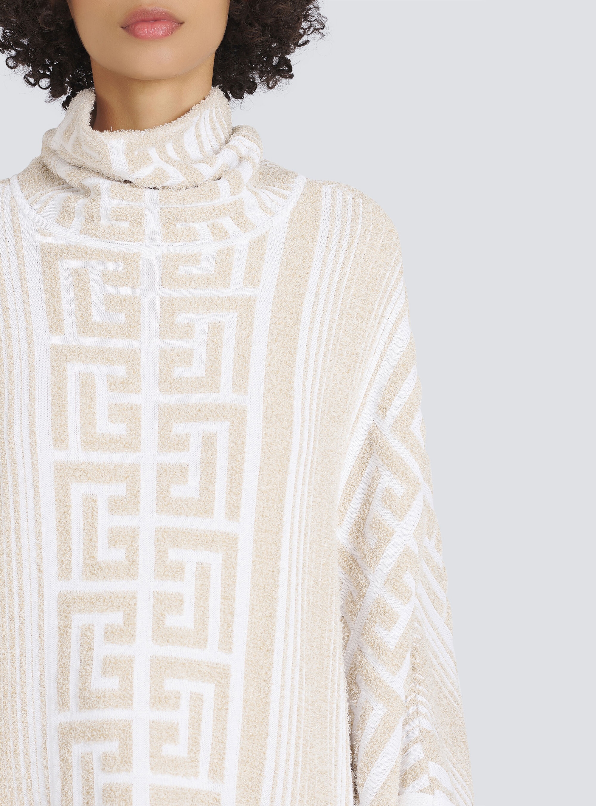 Knit poncho with Balmain monogram - 7