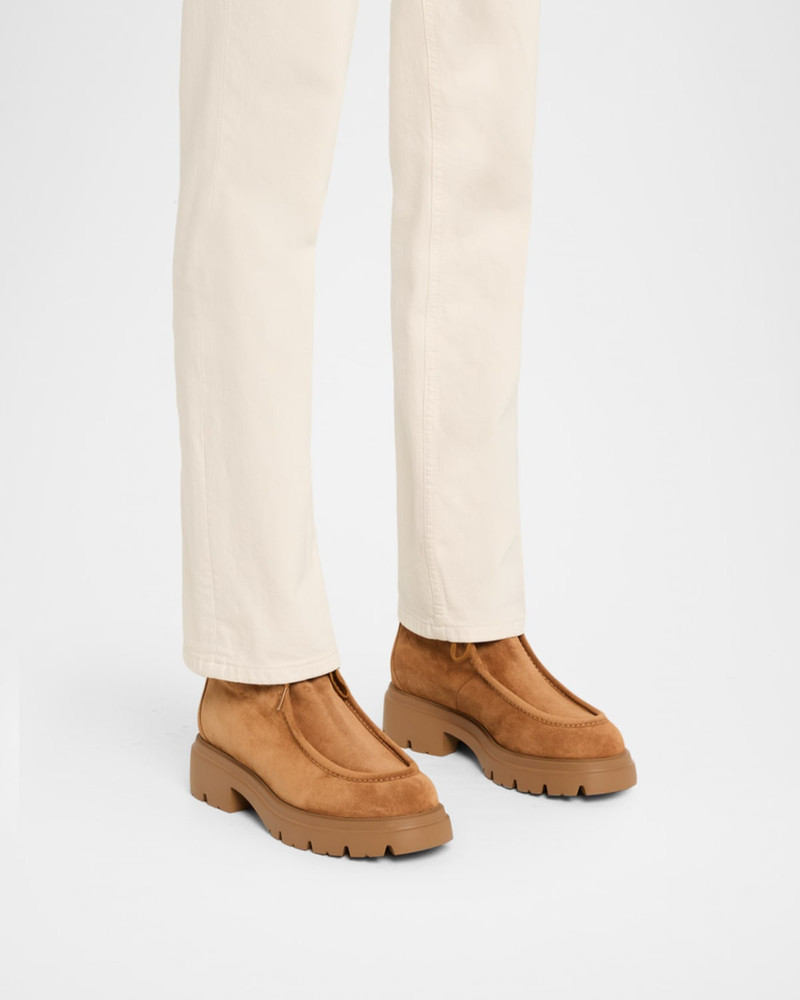 Stuart Weitzman Hudson Shearling-Lined Suede Chukka Booties outlook