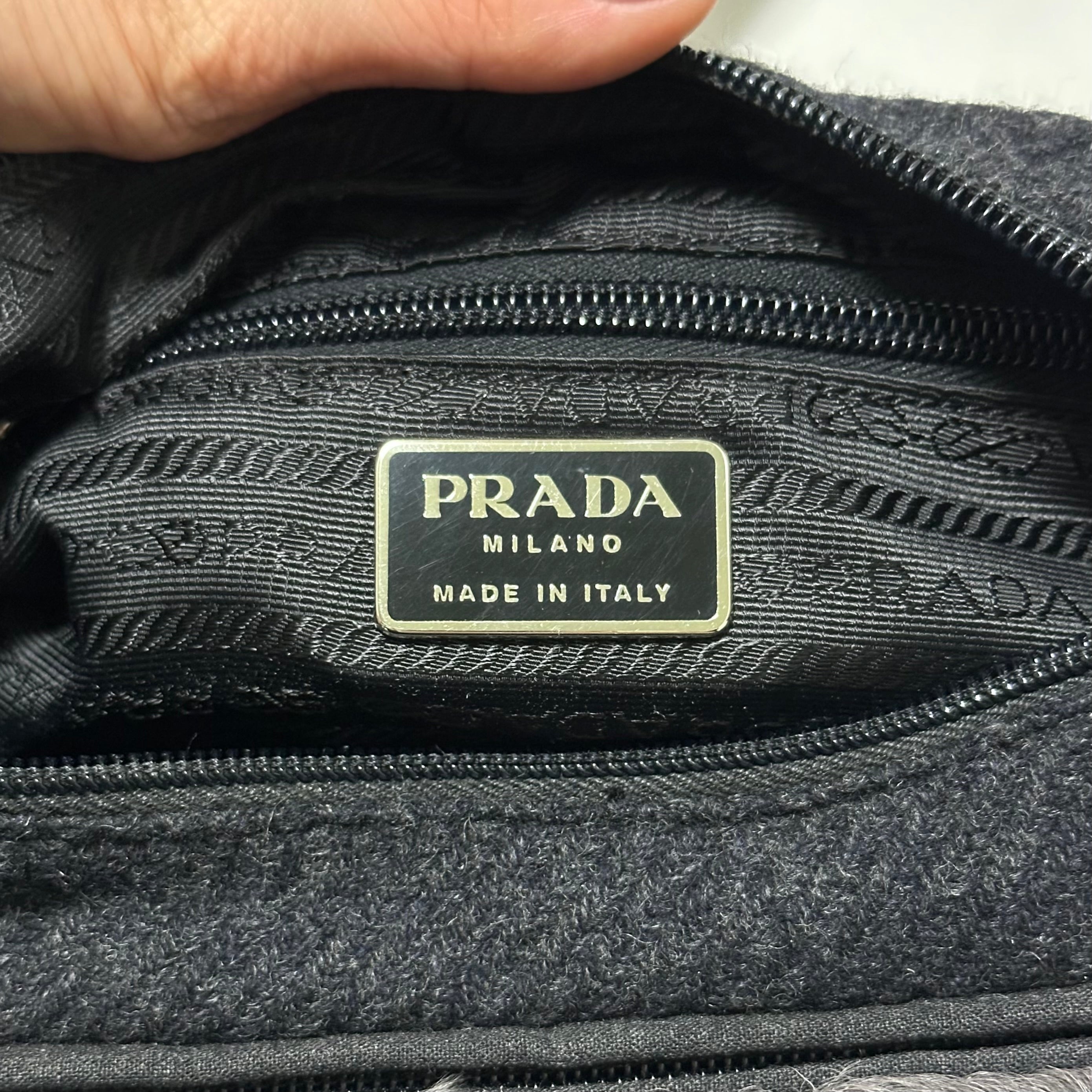 PRADA Fall Winter 1999 Lamb Fur and Wool Shoulder Bag - 8