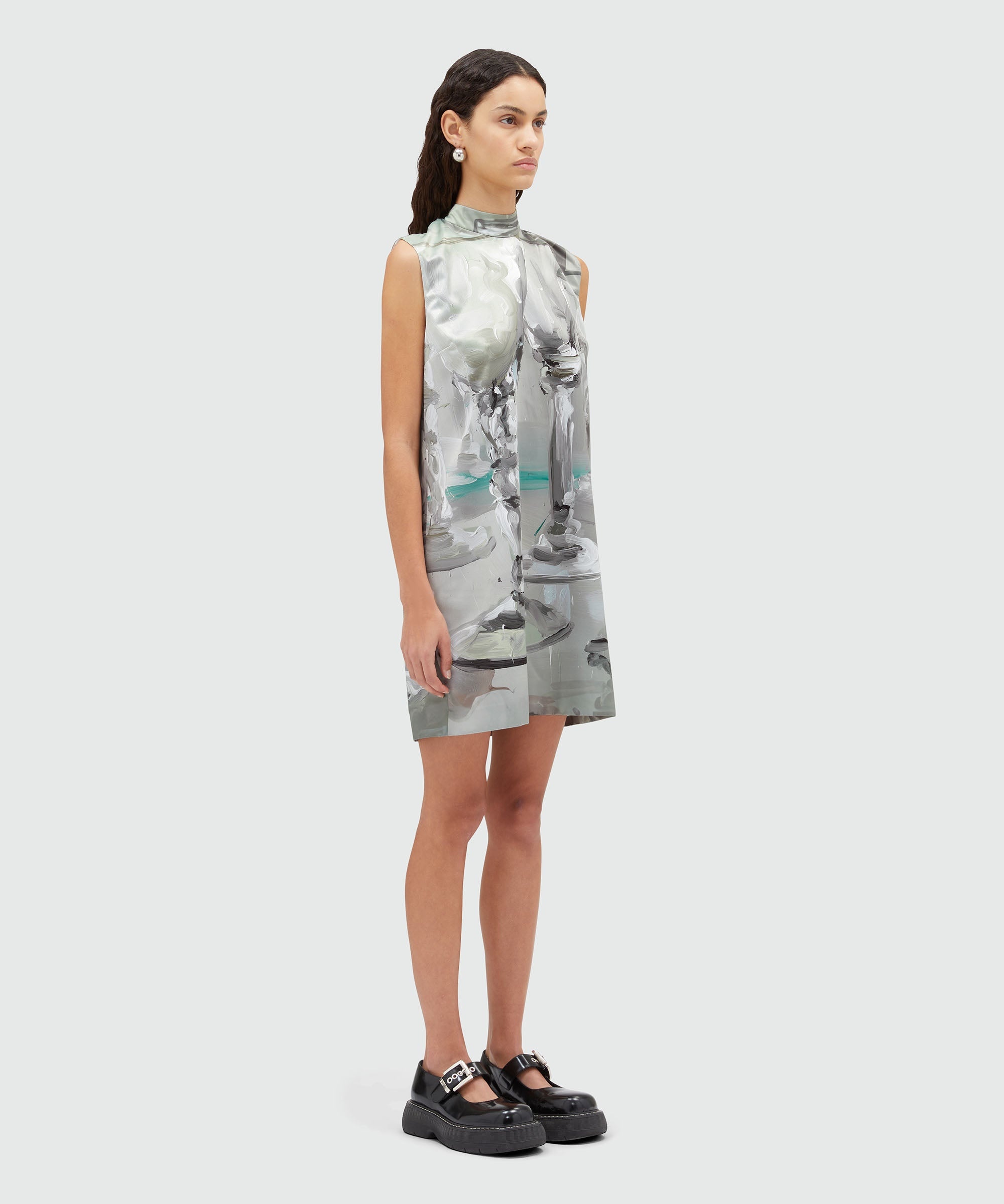 Short dress with "Glasses" print - 4