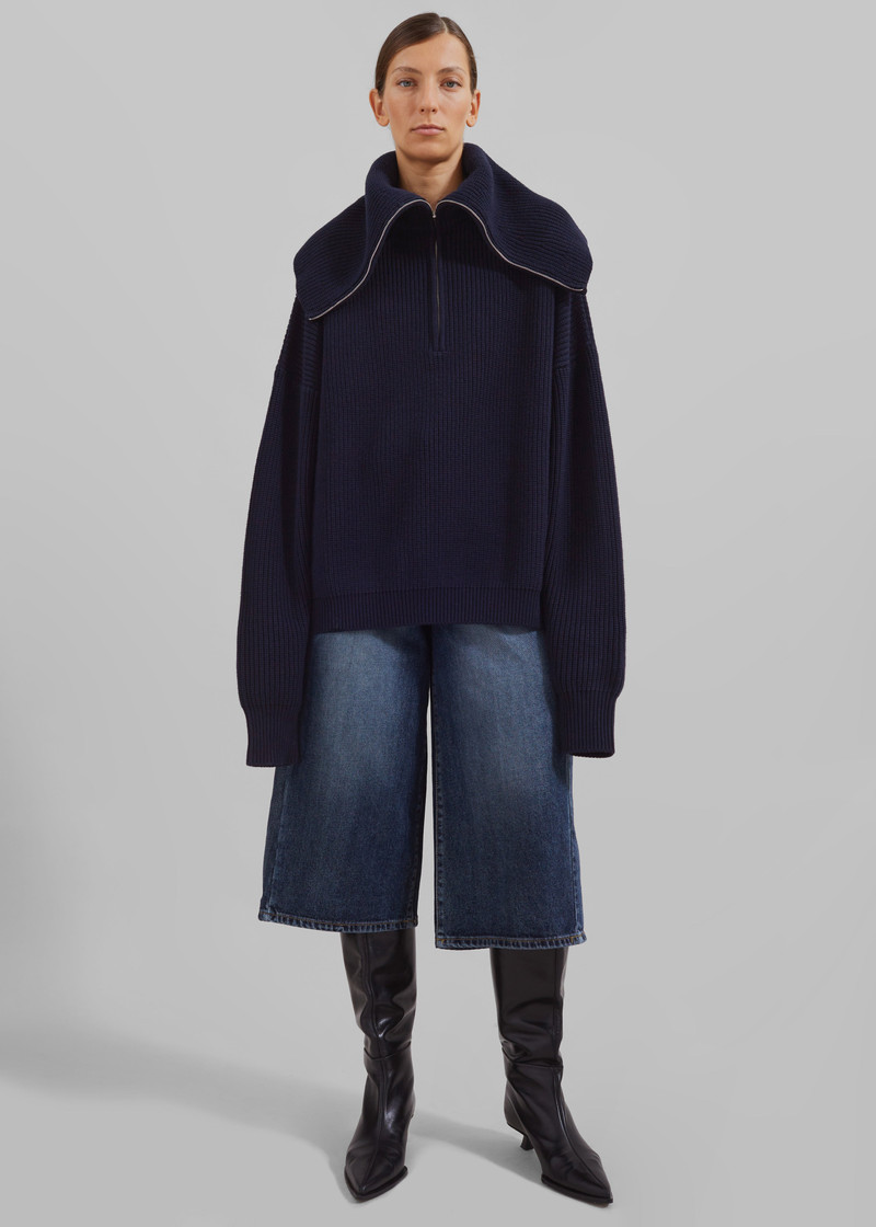 Hazel Oversized Wool Jumper - Dark Navy 5