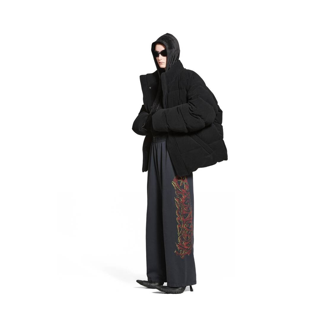 Offshore Baggy Sweatpants in Black Faded - 2