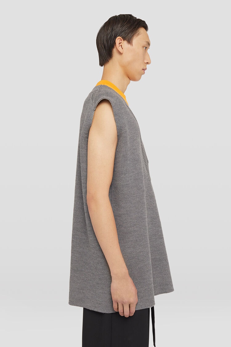 Crew-Neck Vest - 7