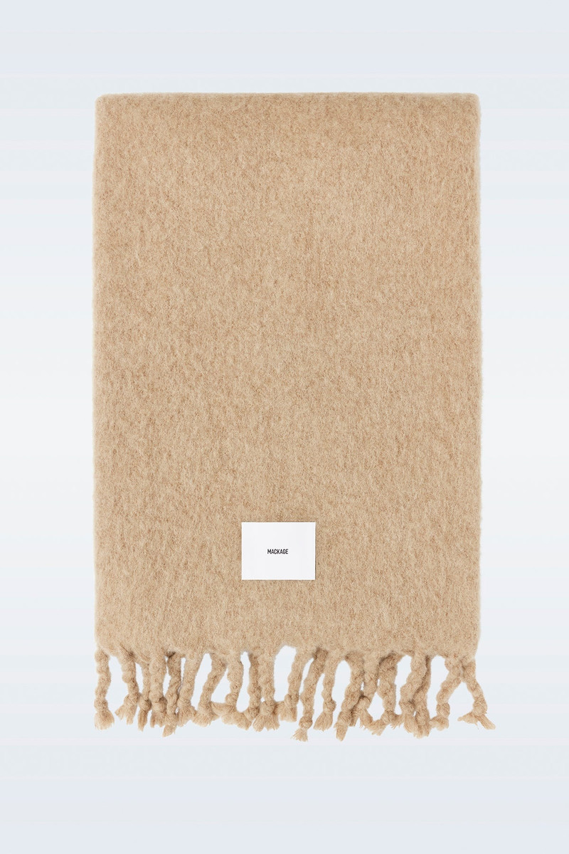 COLBY Rectangular wool scarf with fringed ends 1