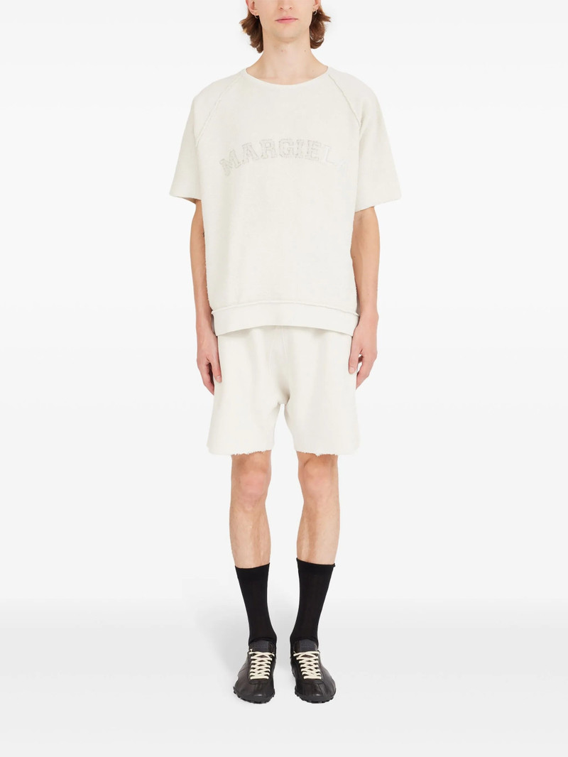 Logo-embroidered T-shirt 6