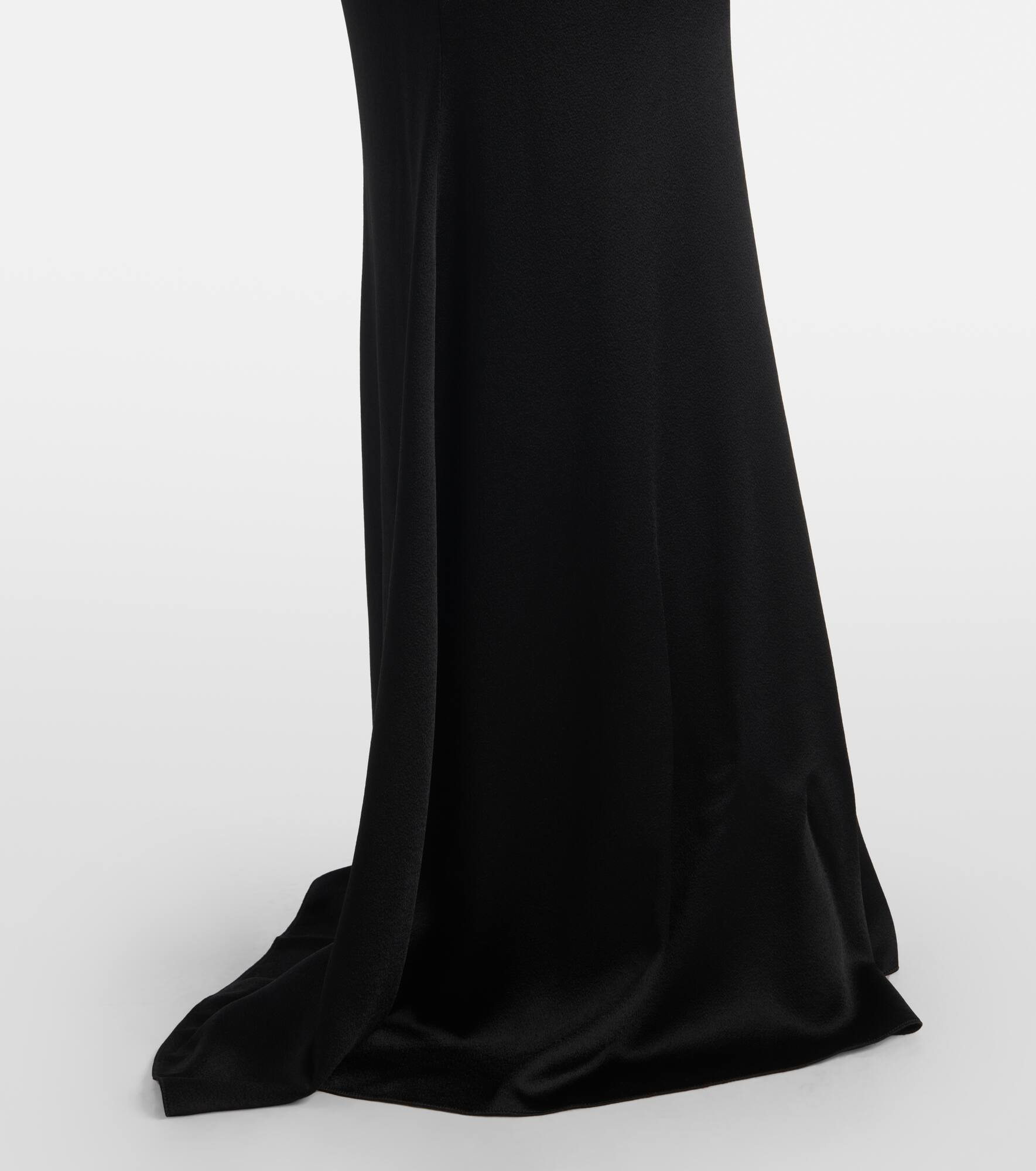 Open-back crêpe and satin gown - 6