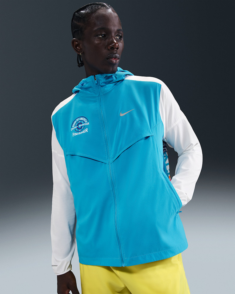 Nike Impossibly Light Men's Hooded Running Jacket 1