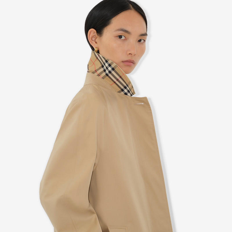 Burberry Mid-length Camden Heritage Car Coat outlook