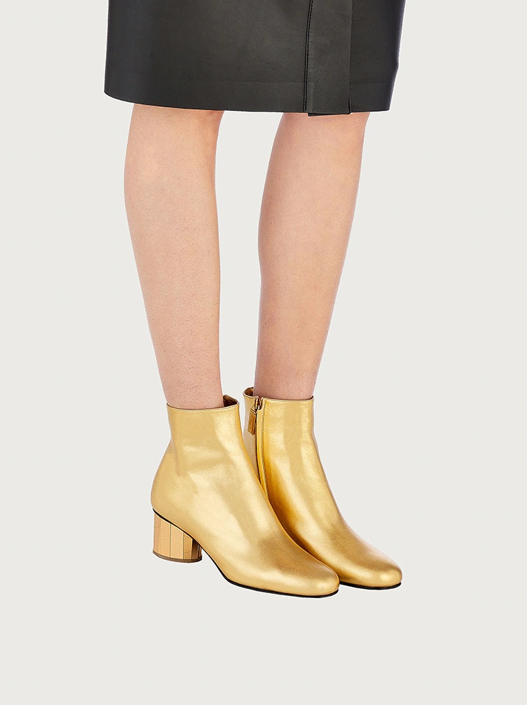 MIRRORED HEEL ANKLE BOOT - 5