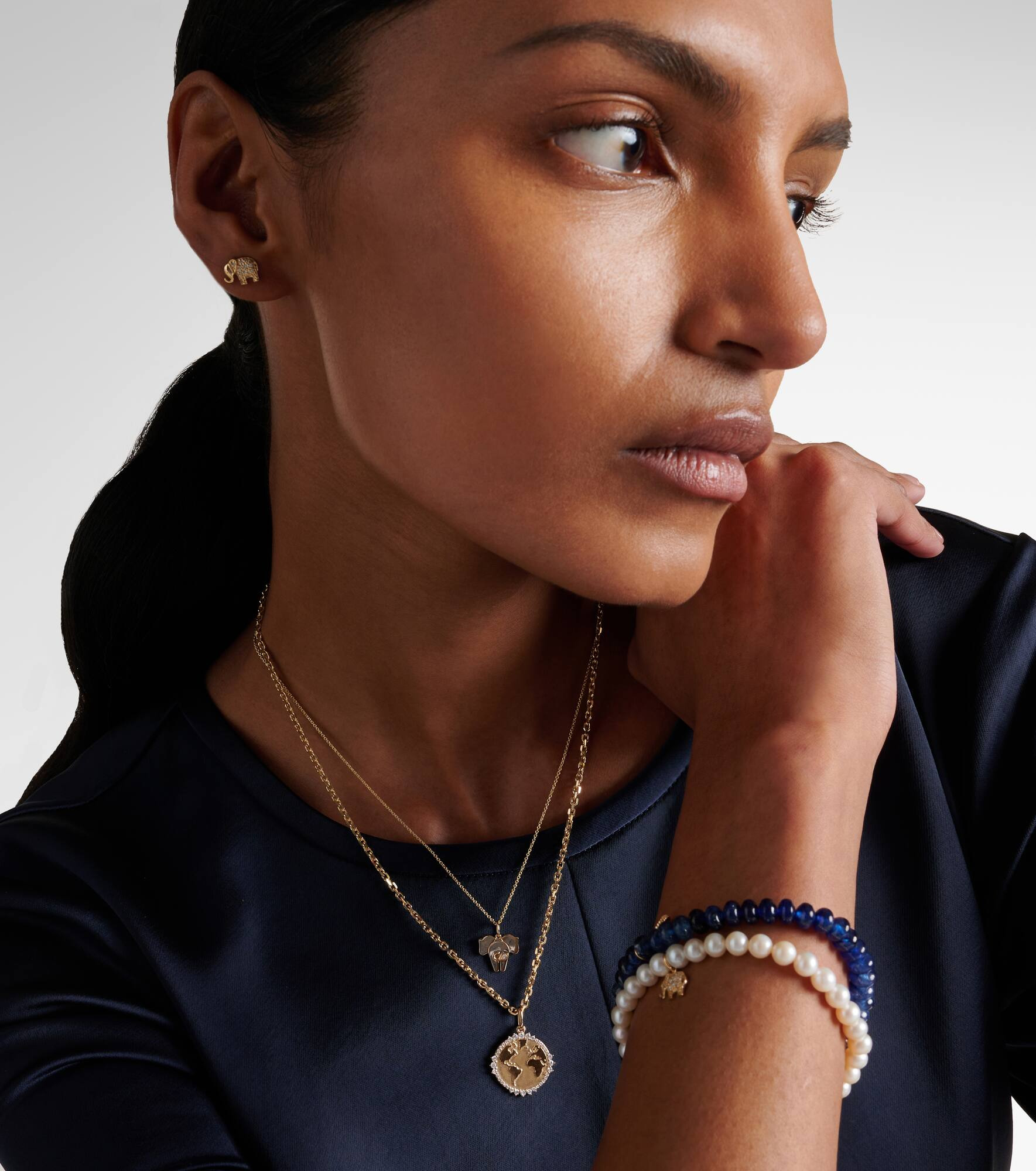 World Traveler 14kt gold pendant necklace with diamonds - 2