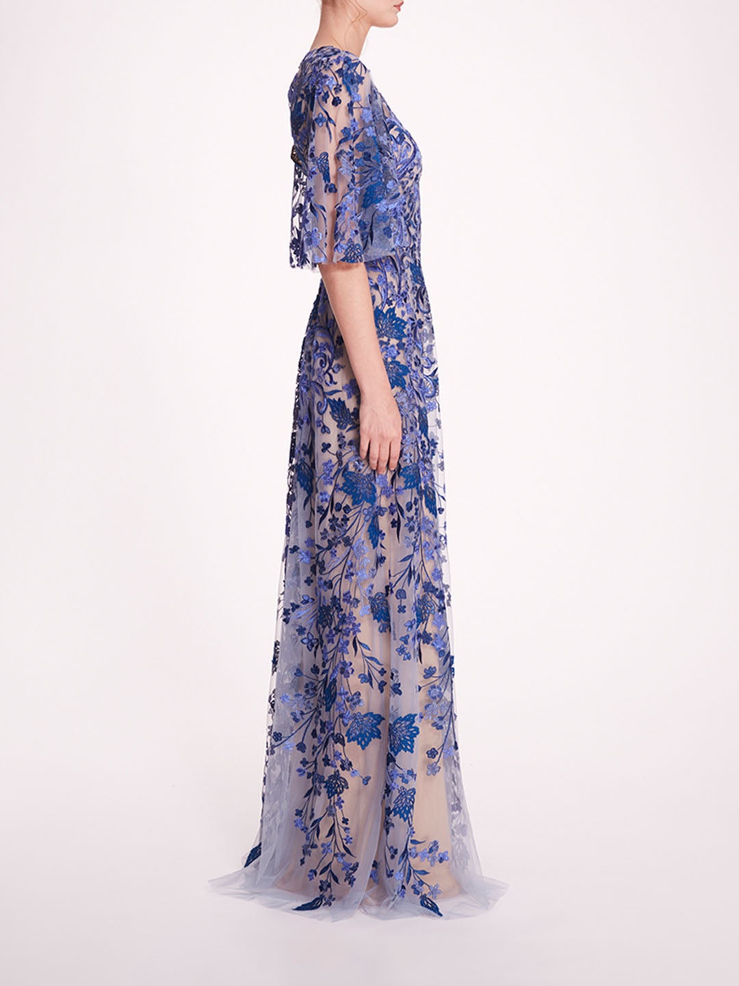 V-NECKLINE TULLE GOWN - 3