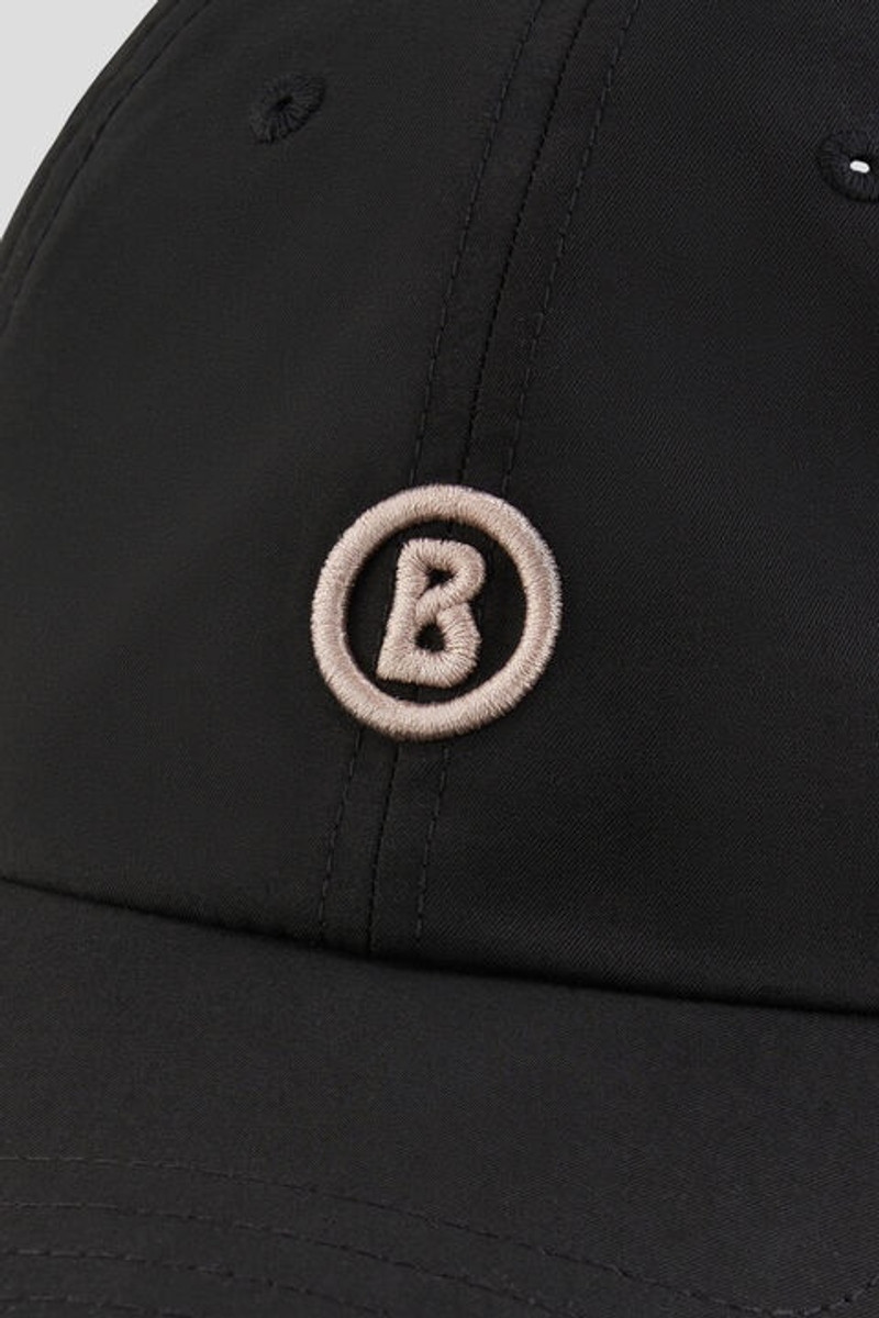 Berno Cap in Black 3
