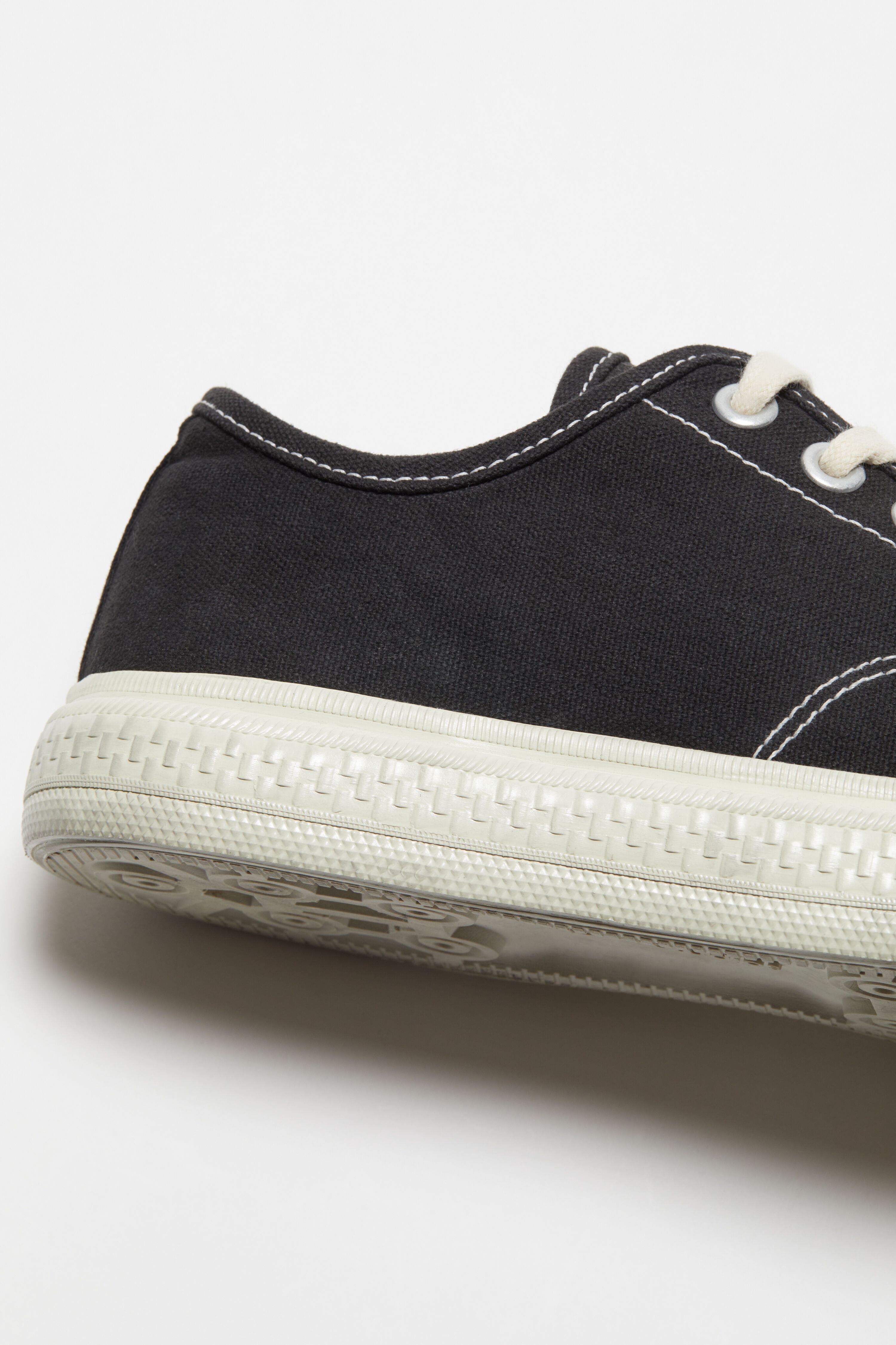 Low top sneakers - Black/off white - 5