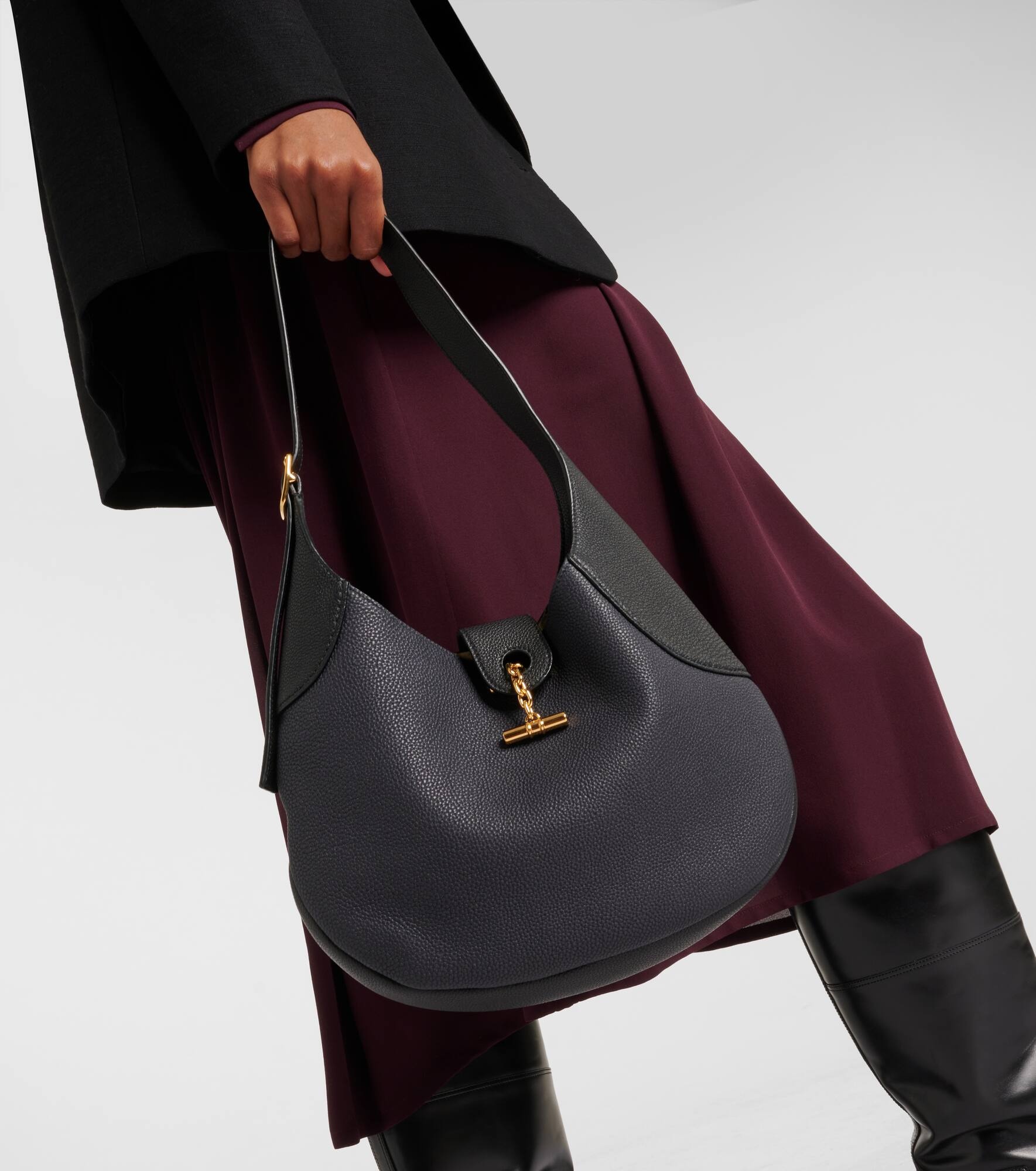 Bobbin Medium leather shoulder bag - 2