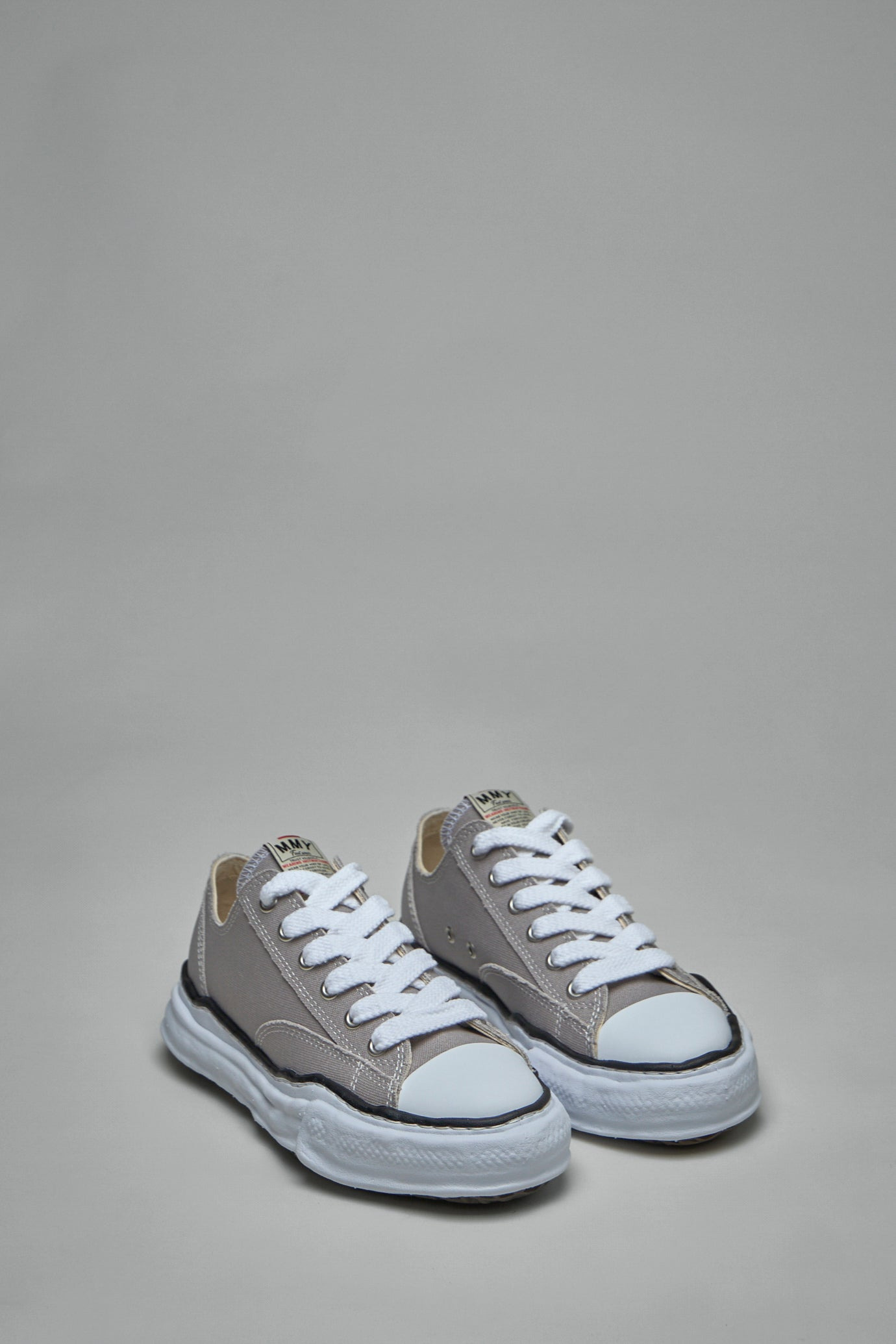 PETERSON Low Top Sneaker - 2