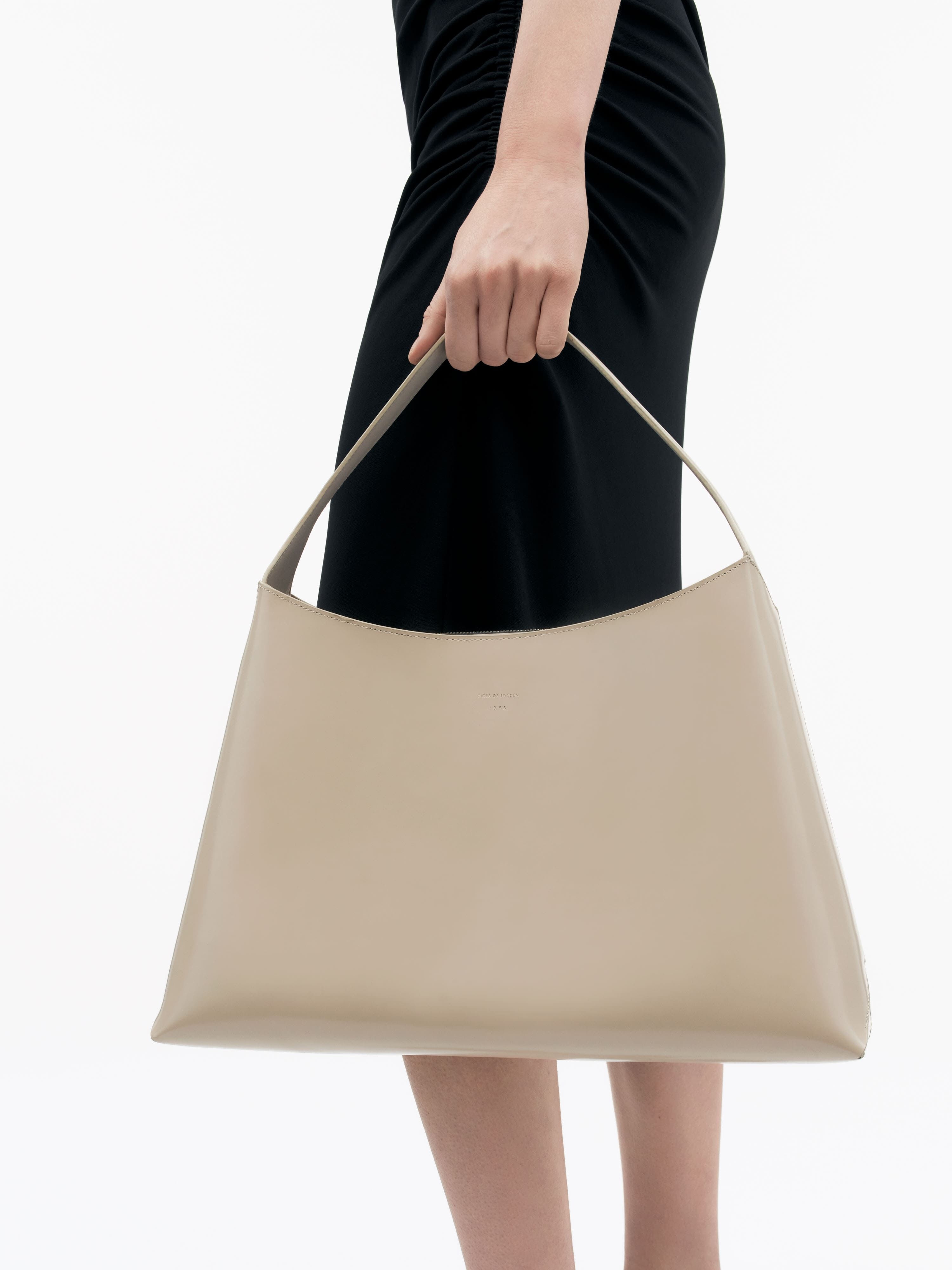 Neira Classic Work Handbag - 5