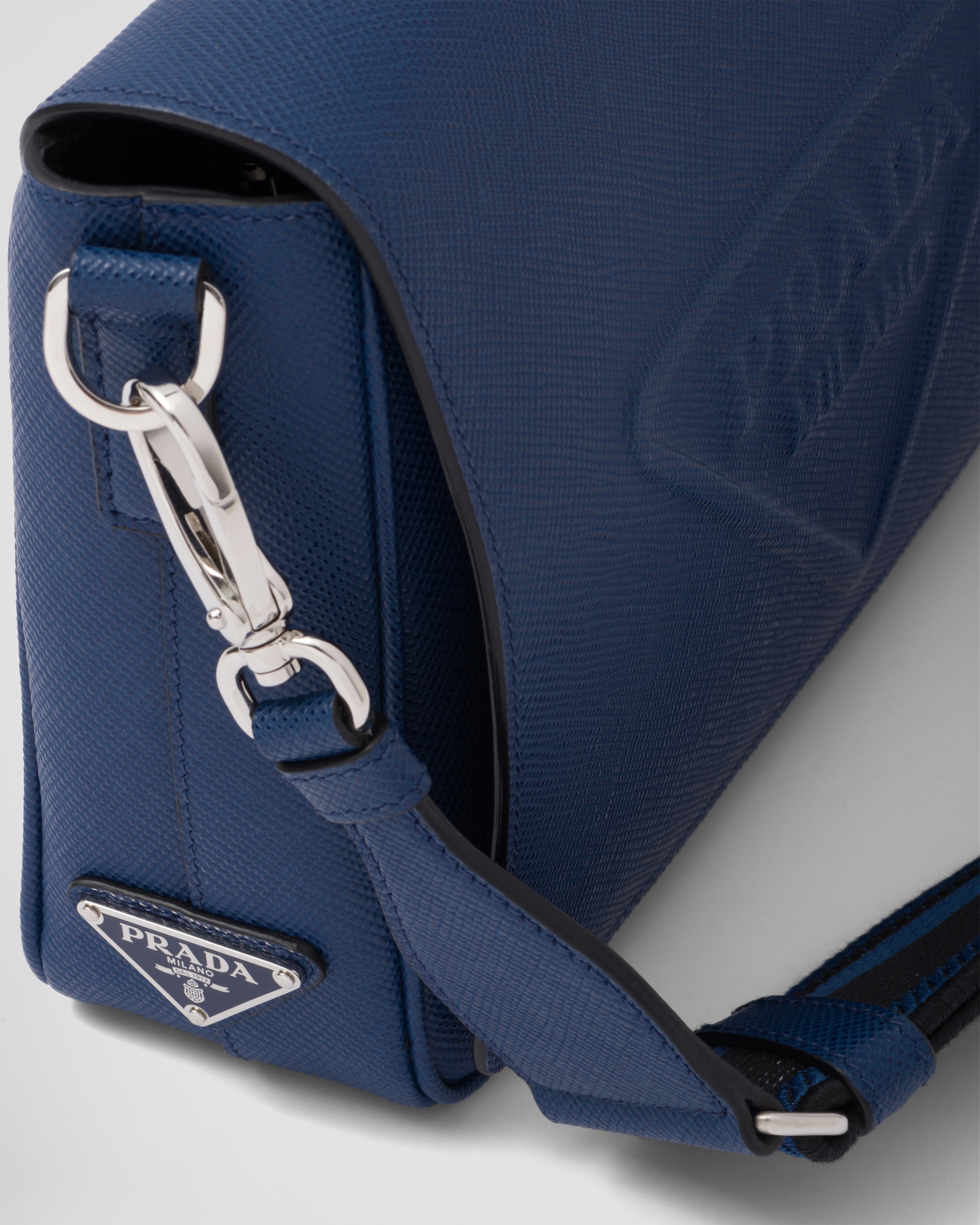 Saffiano leather shoulder bag - 6