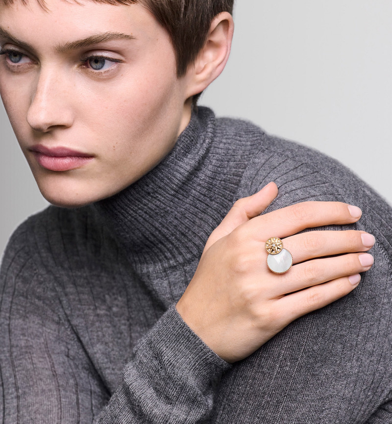 Dior Rose des Vents Ring outlook